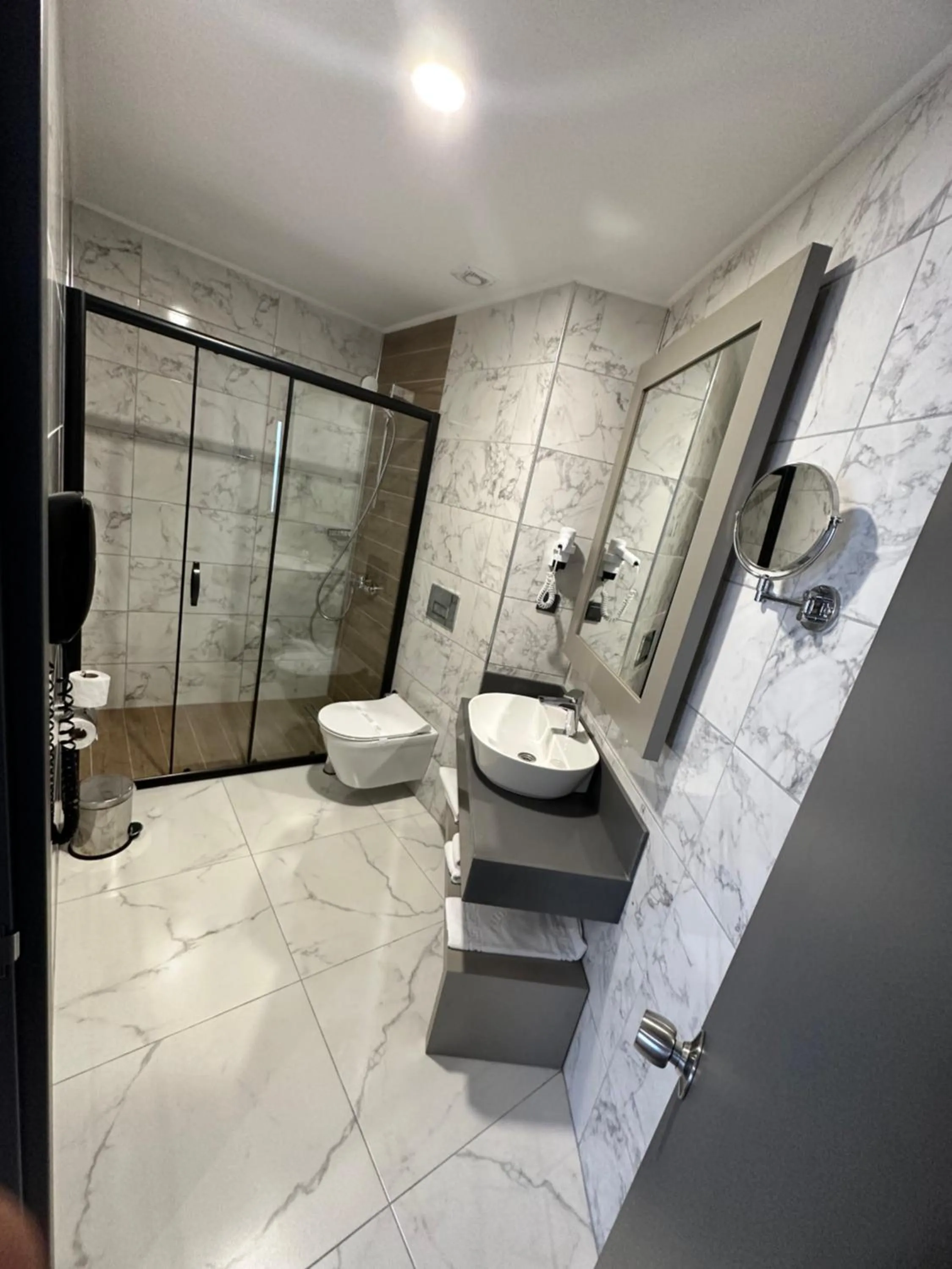 Shower in SiDE GOLDEN ROCK HOTEL&SPA