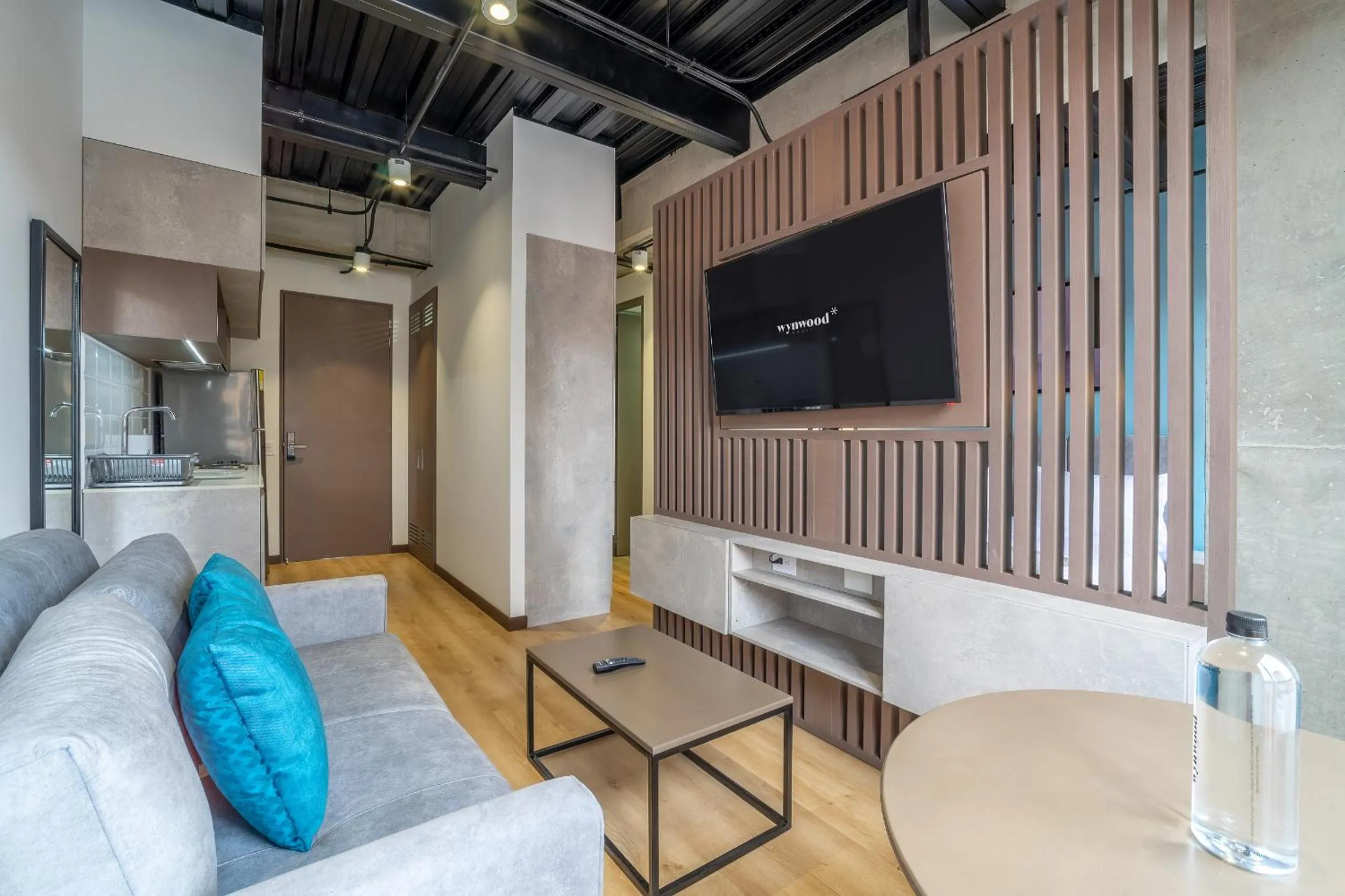 Communal lounge/ TV room in Beliving by Wynwood House