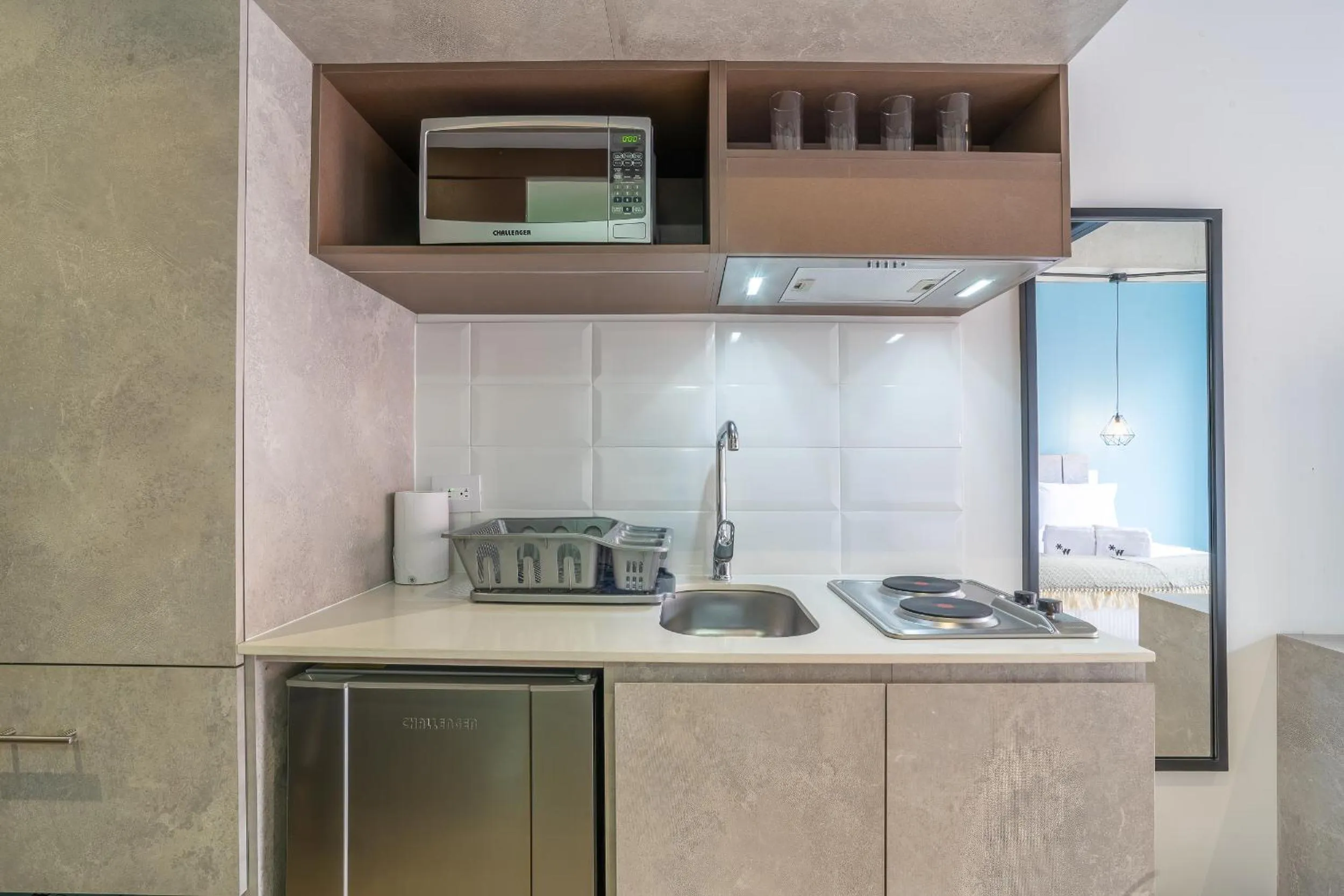 Kitchen or kitchenette in Beliving by Wynwood House