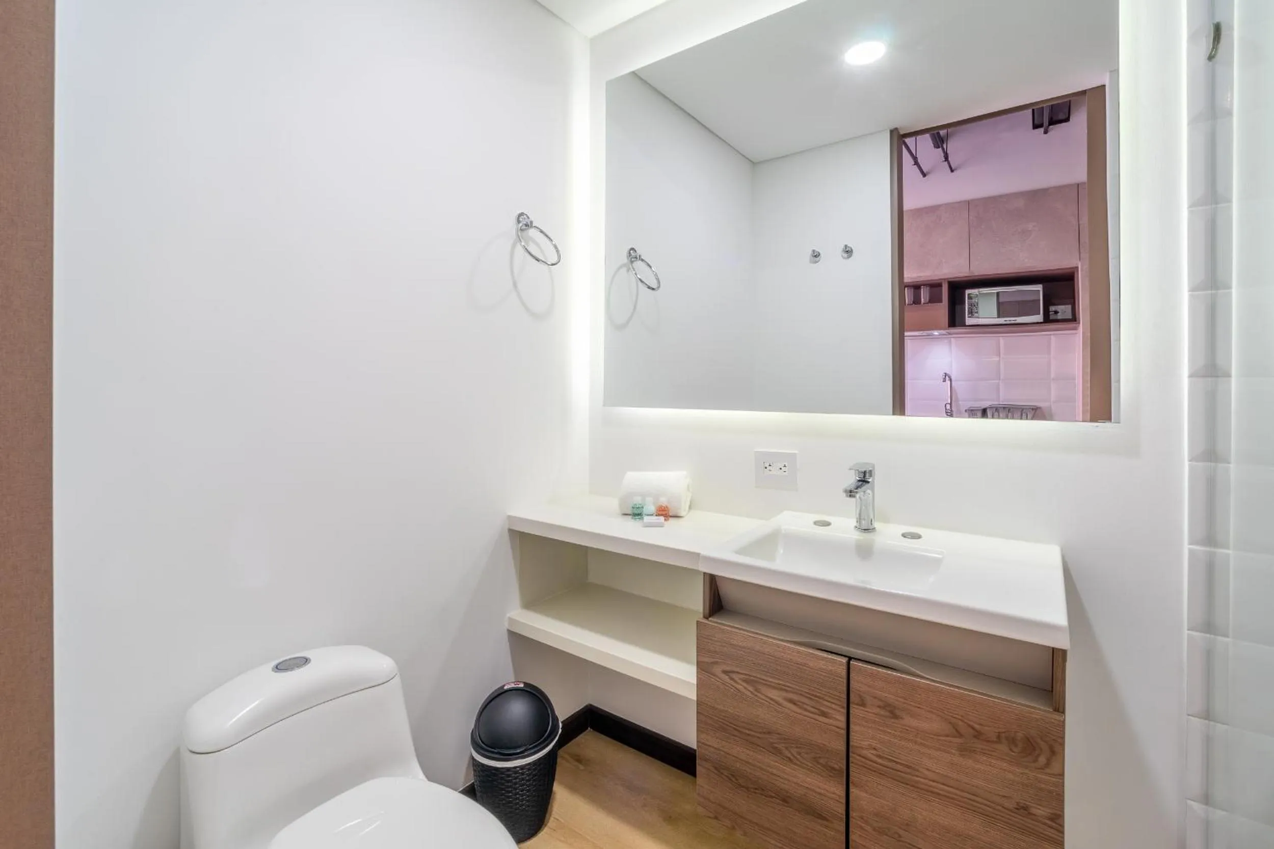 Bathroom in Beliving by Wynwood House