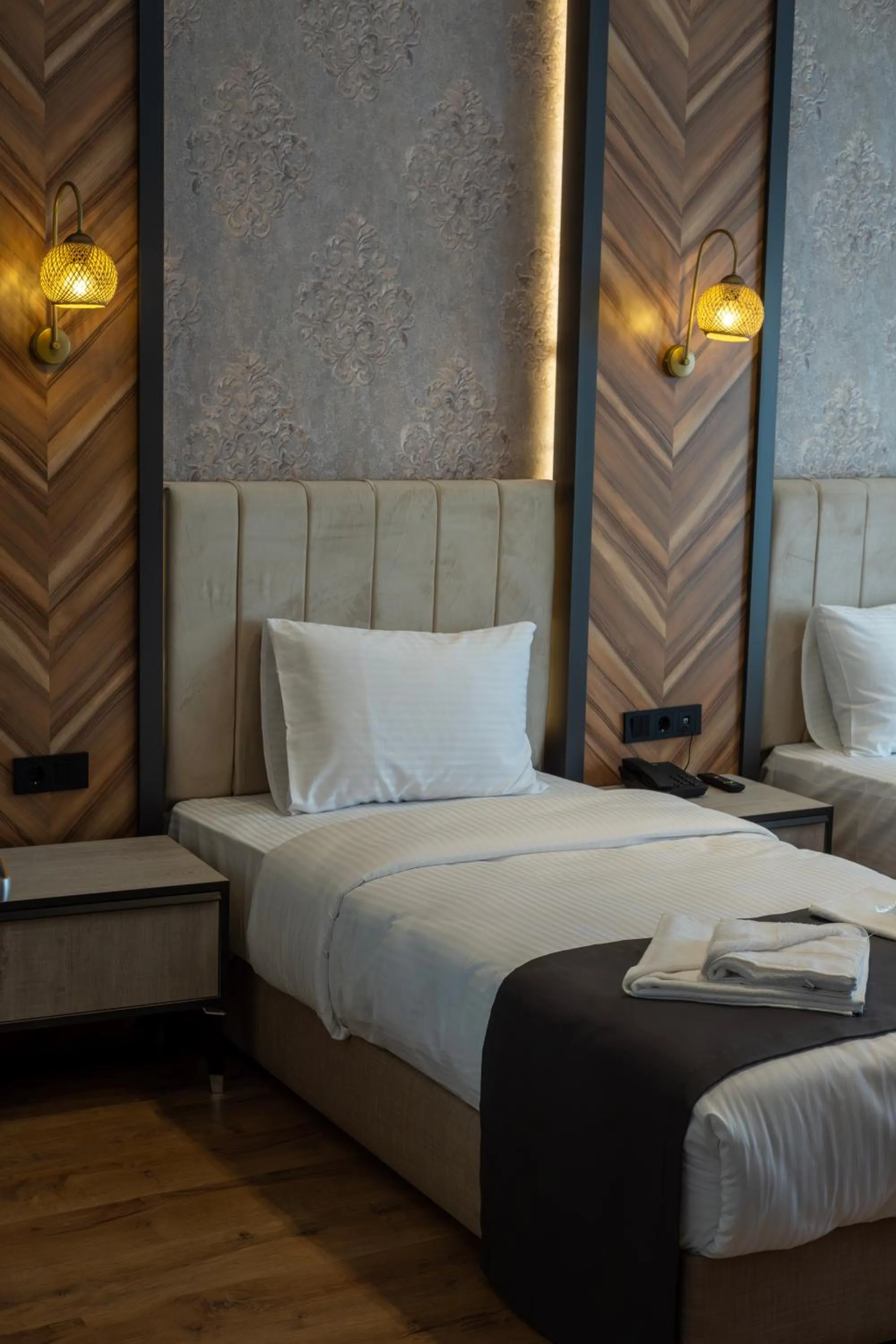 Bed in Linda Port Hotel