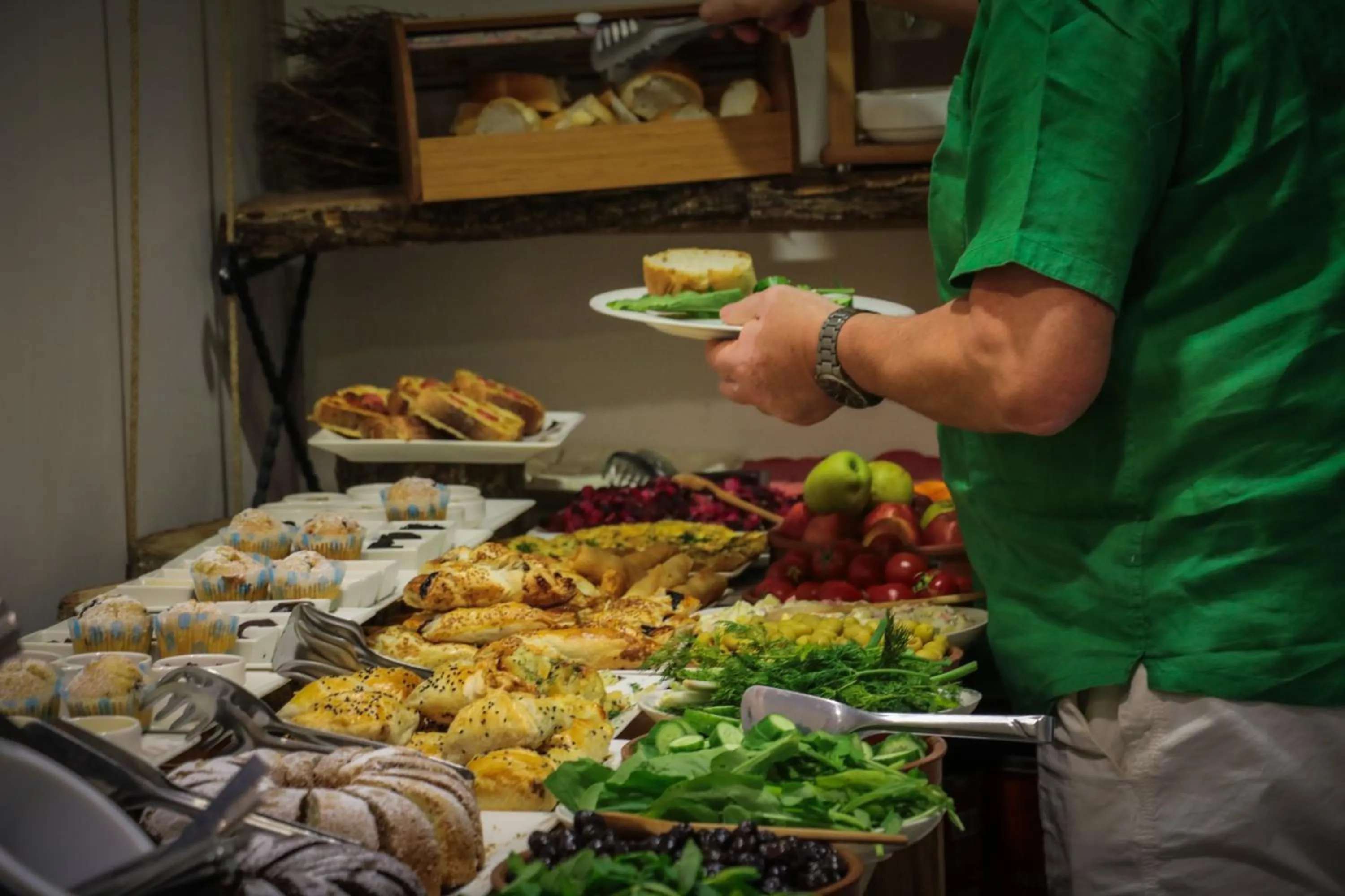 Food and drinks in Linda Port Hotel