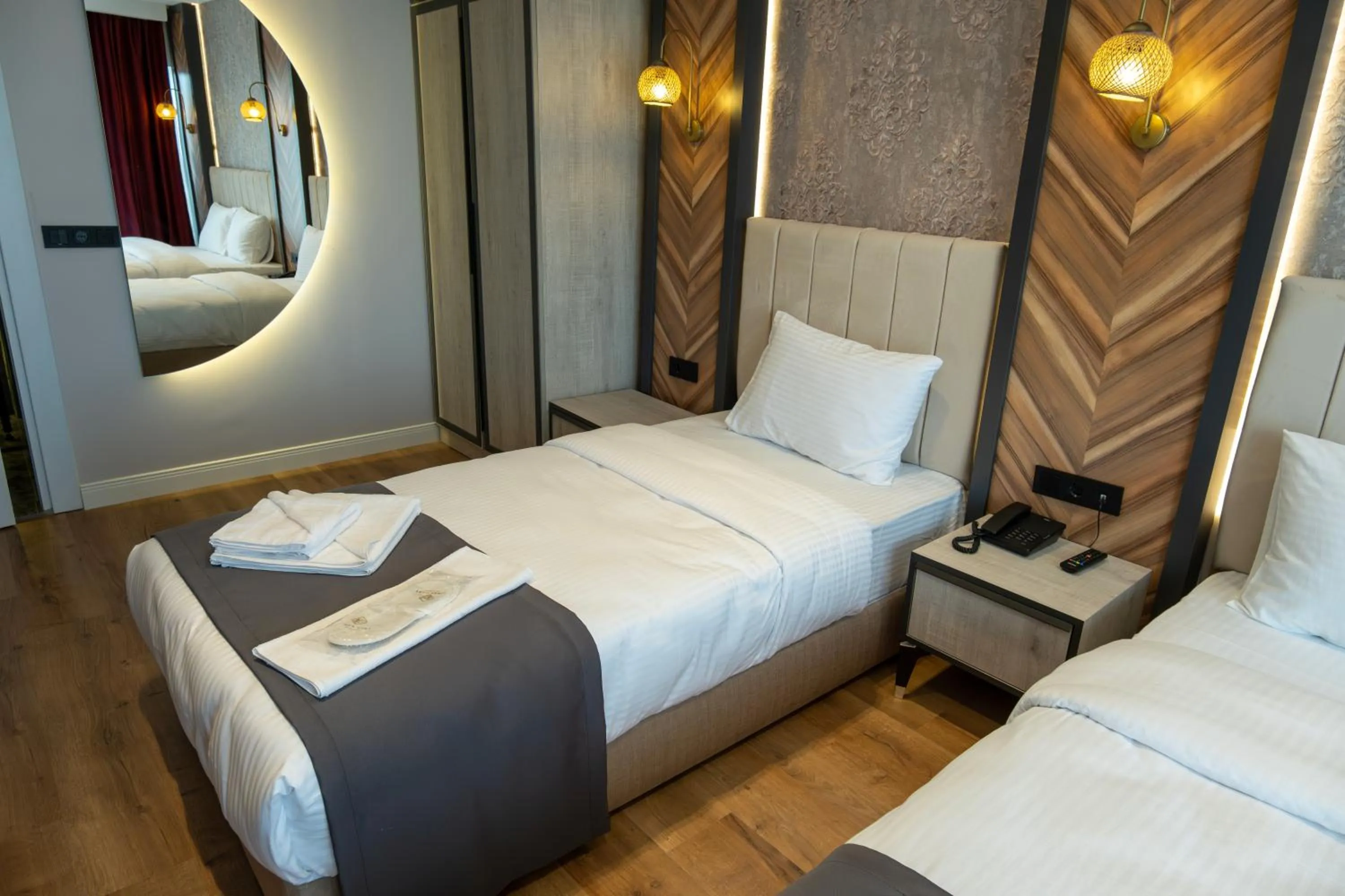 Bed in Linda Port Hotel