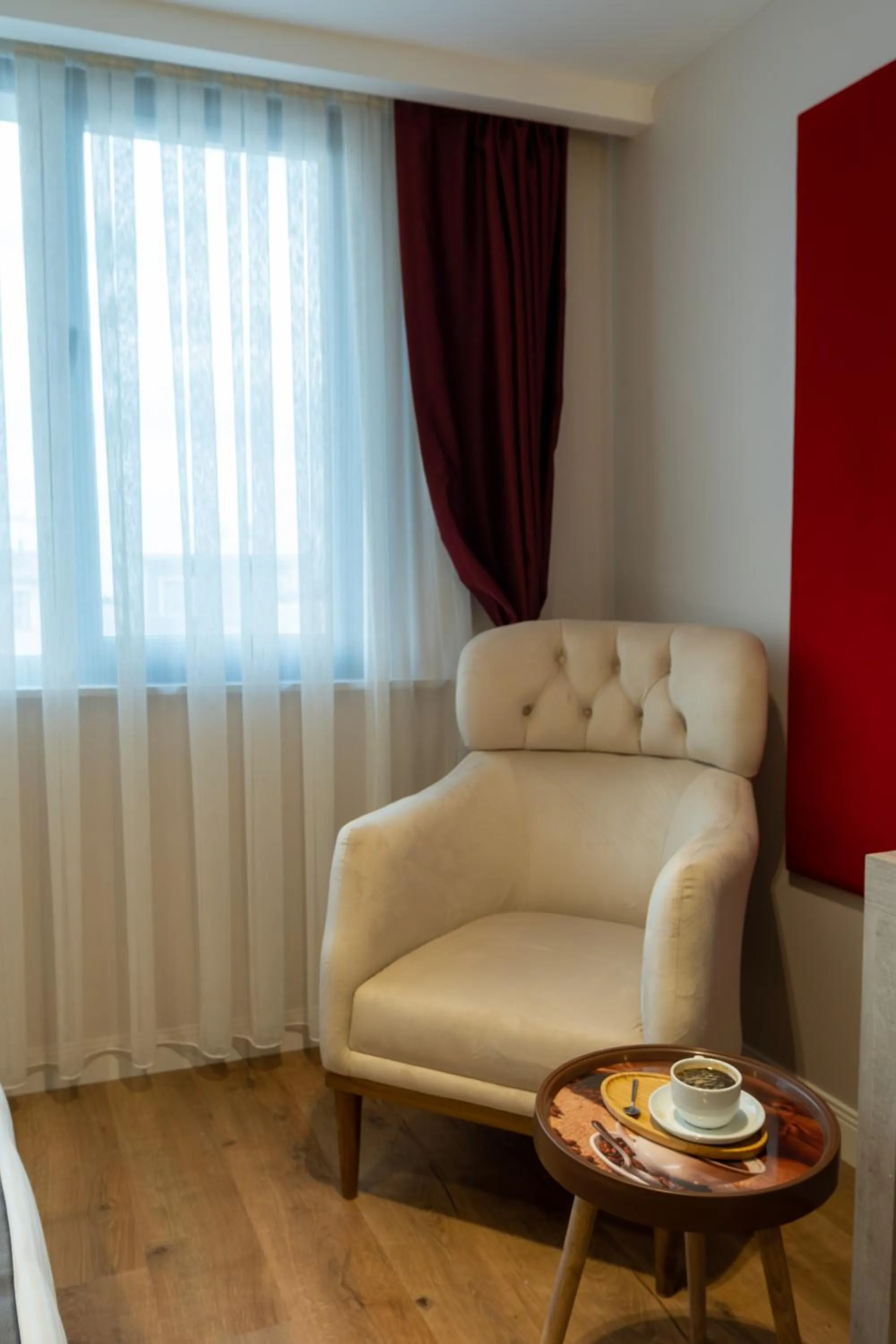 Seating area in Linda Port Hotel