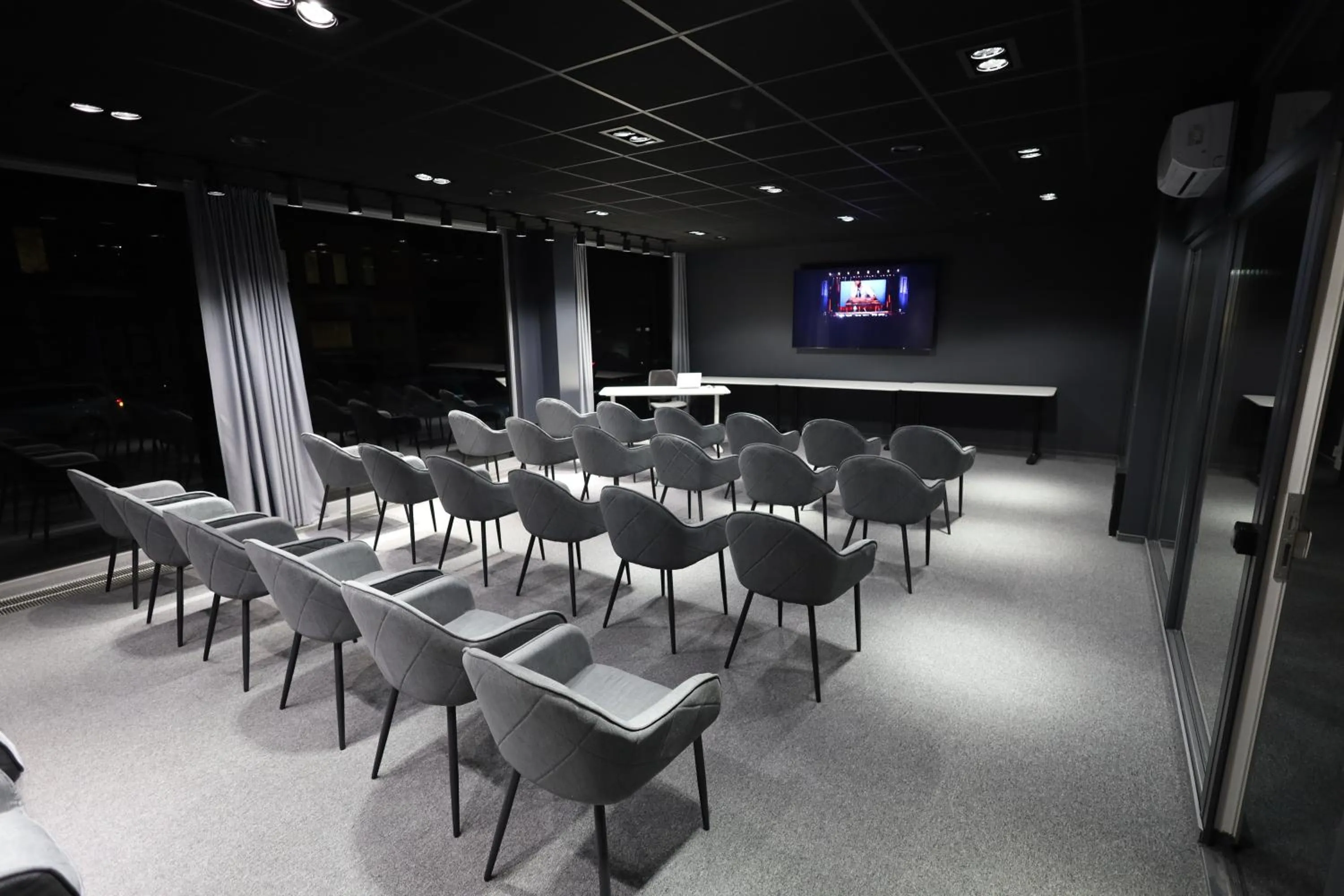 Meeting/conference room in Luna Self Check-in Hotel Klaipeda