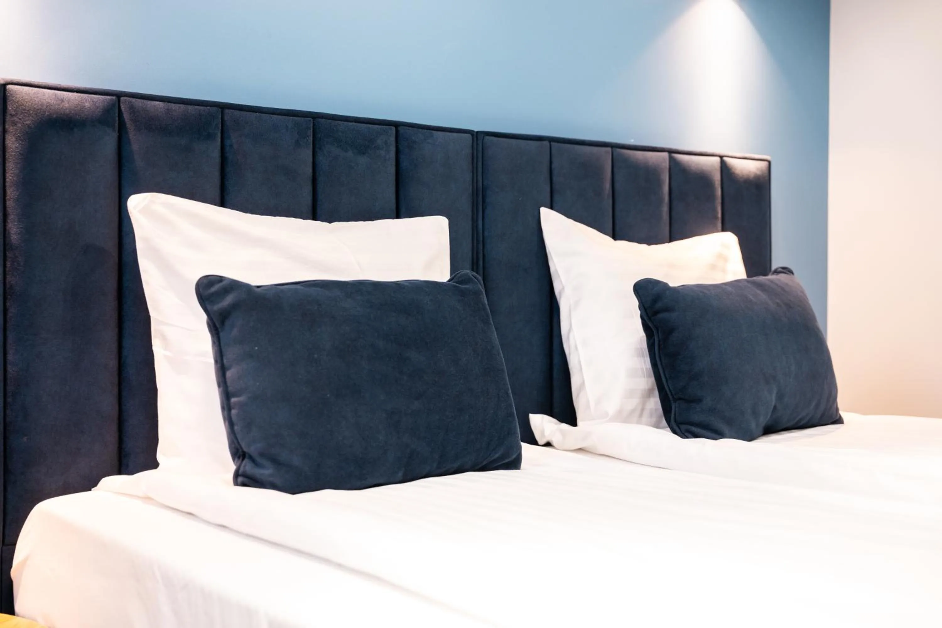 Bed in Luna Self Check-in Hotel Klaipeda