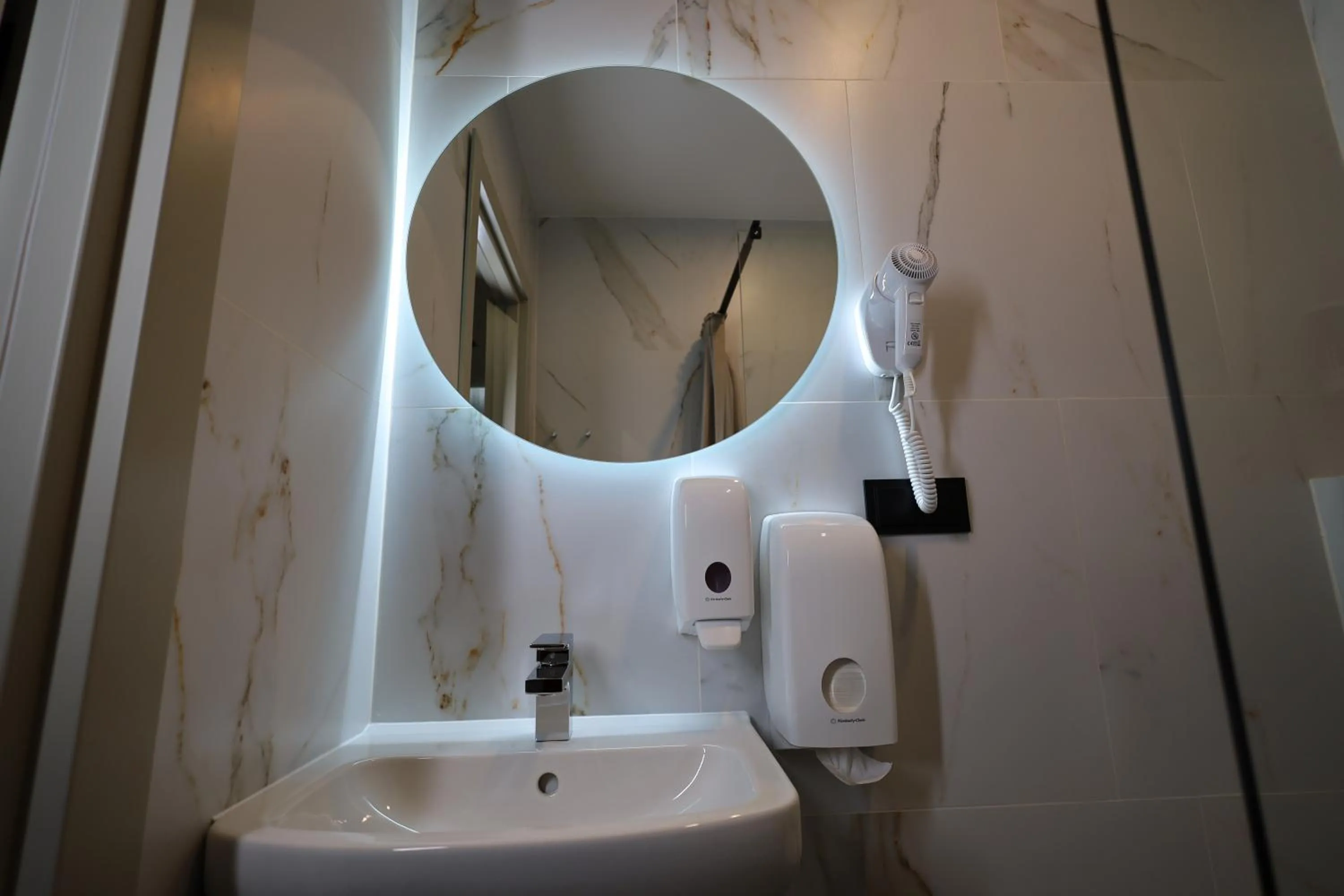 Bathroom in Luna Self Check-in Hotel Klaipeda