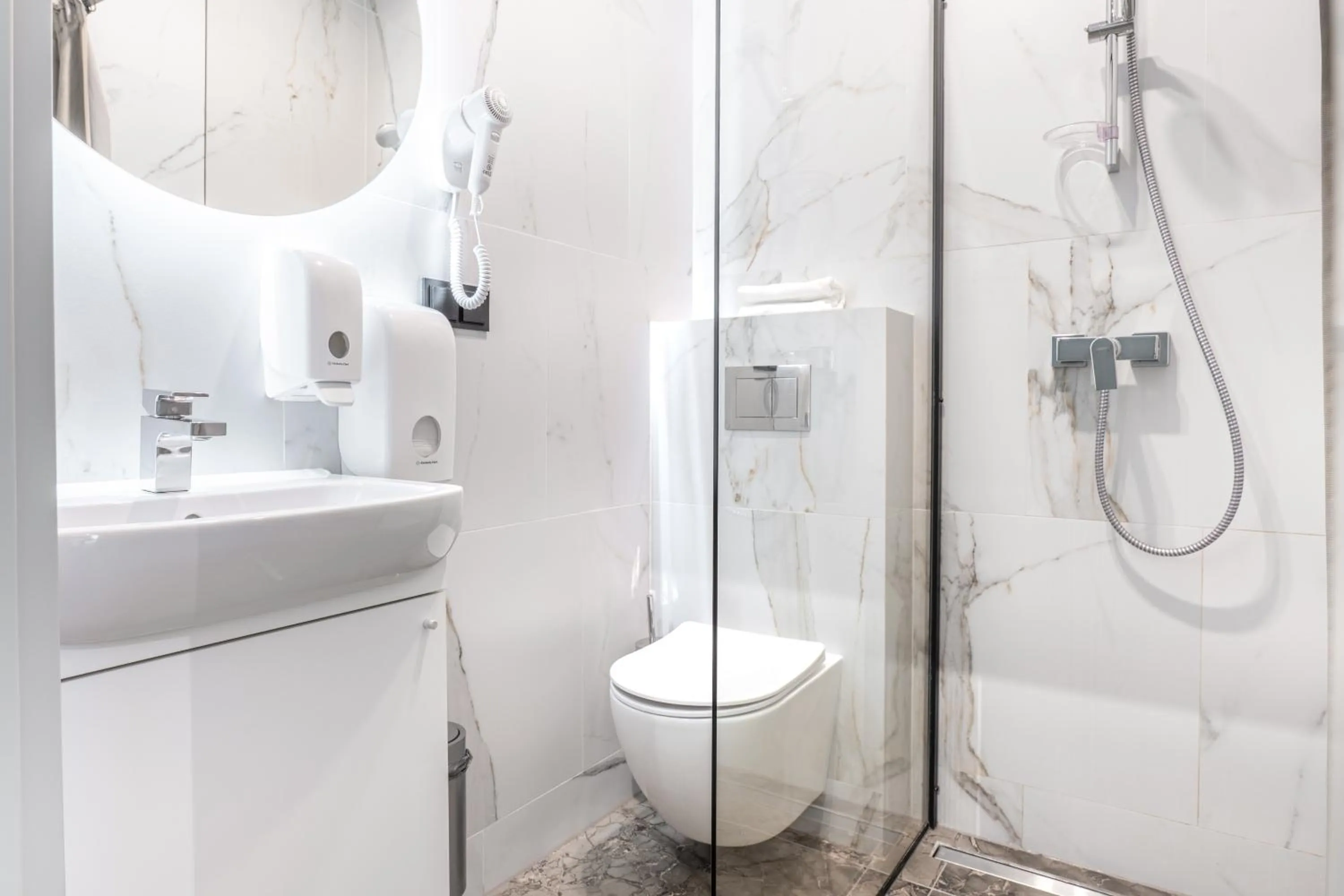 Bathroom in Luna Self Check-in Hotel Klaipeda