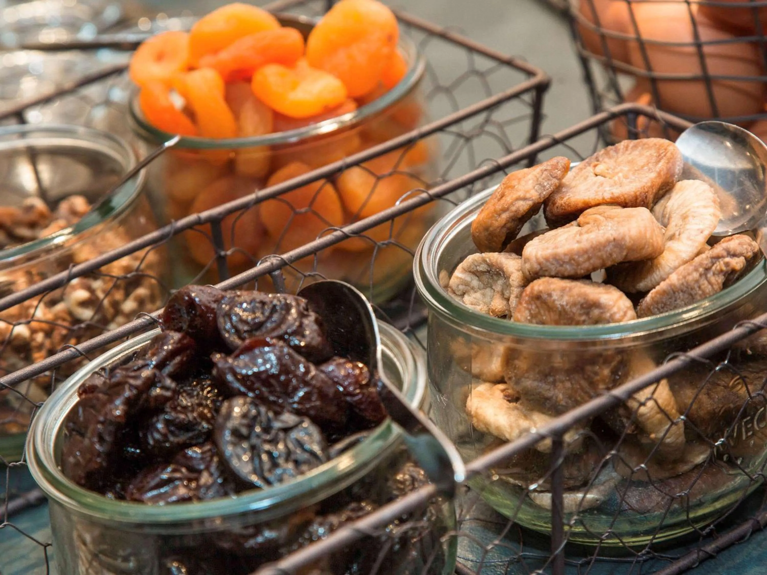 Restaurant/places to eat in ibis Styles Chartres Métropole