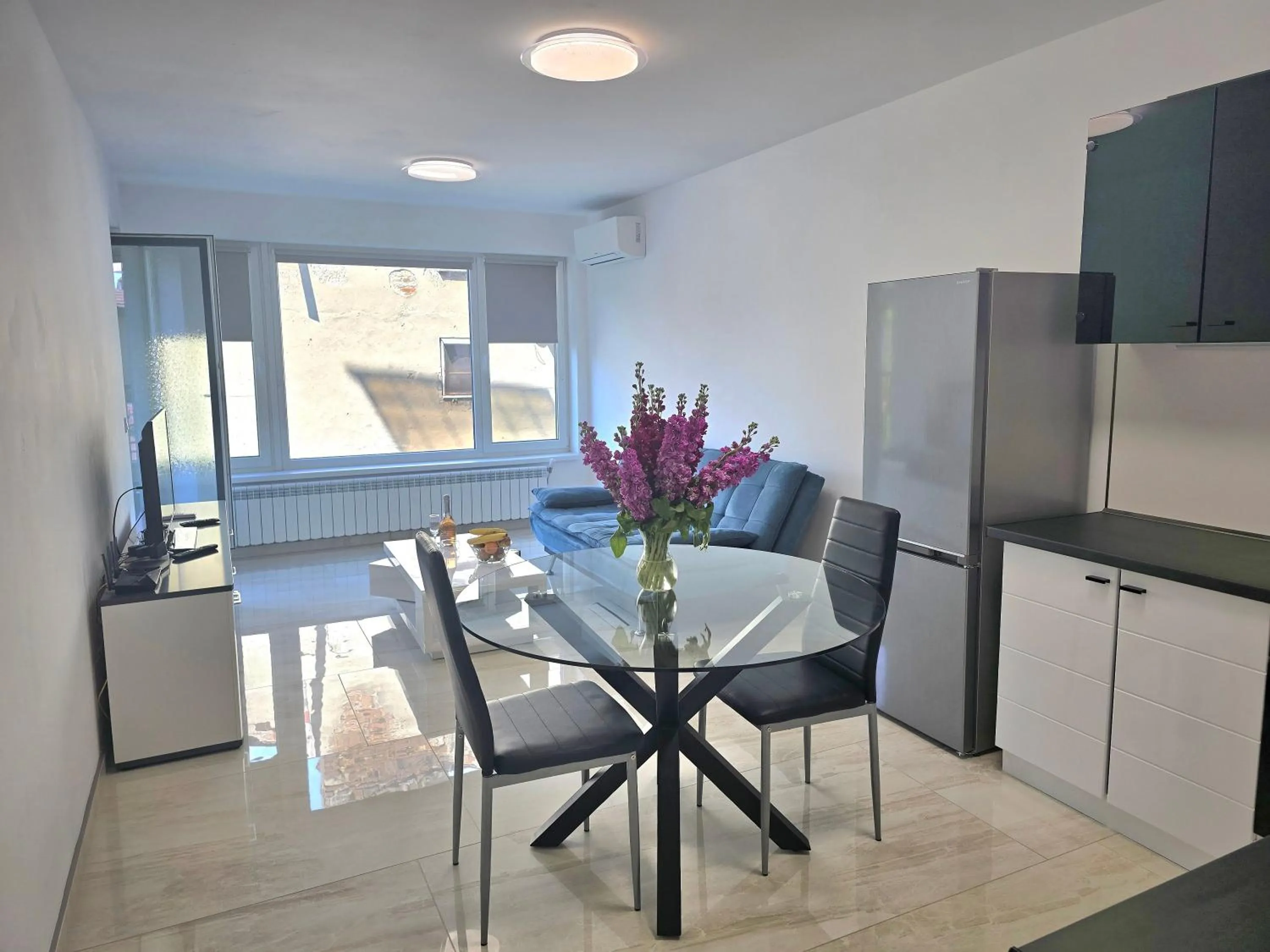 Photo of the whole room in Hotel Adria