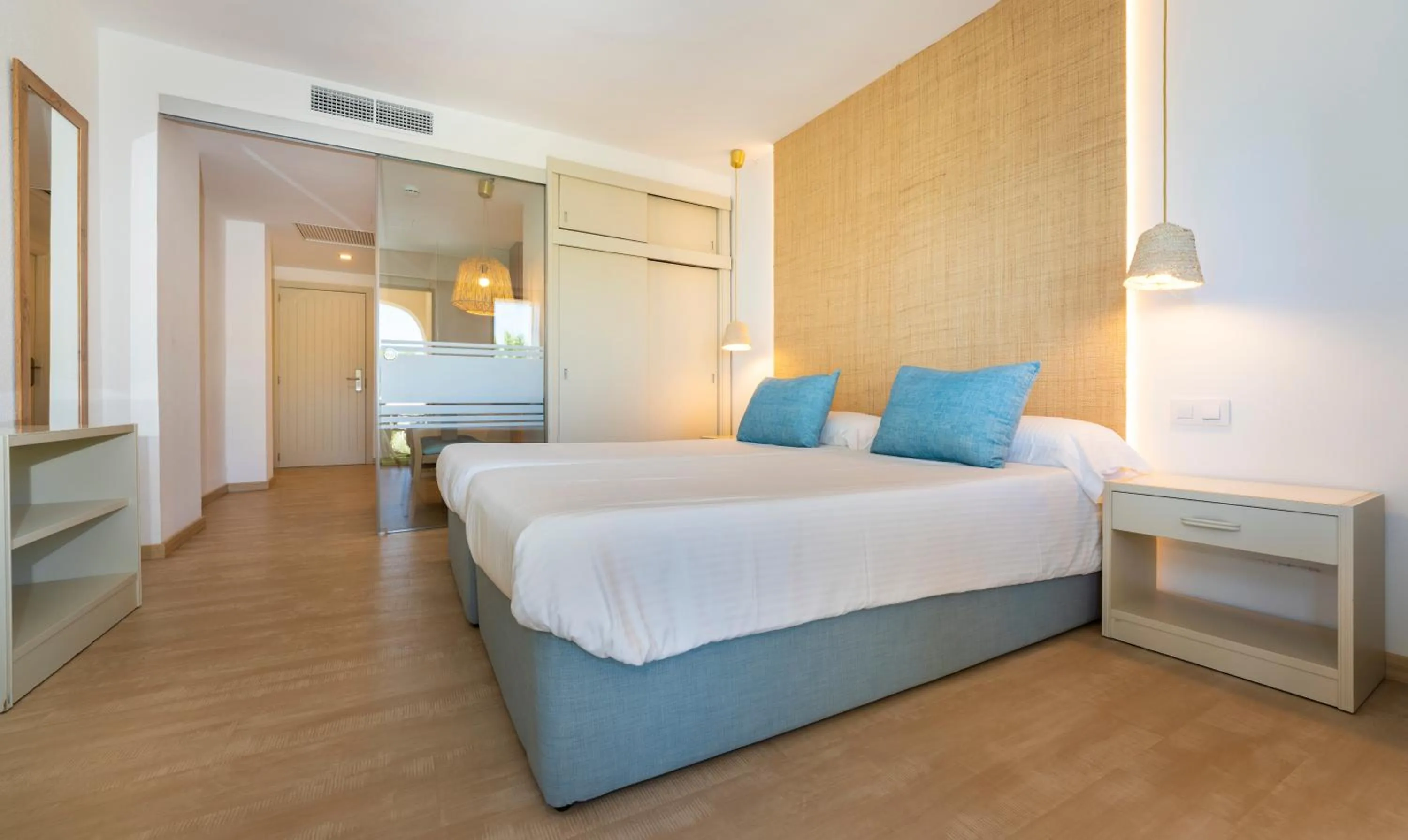 Bed in Apartamentos Sinfony