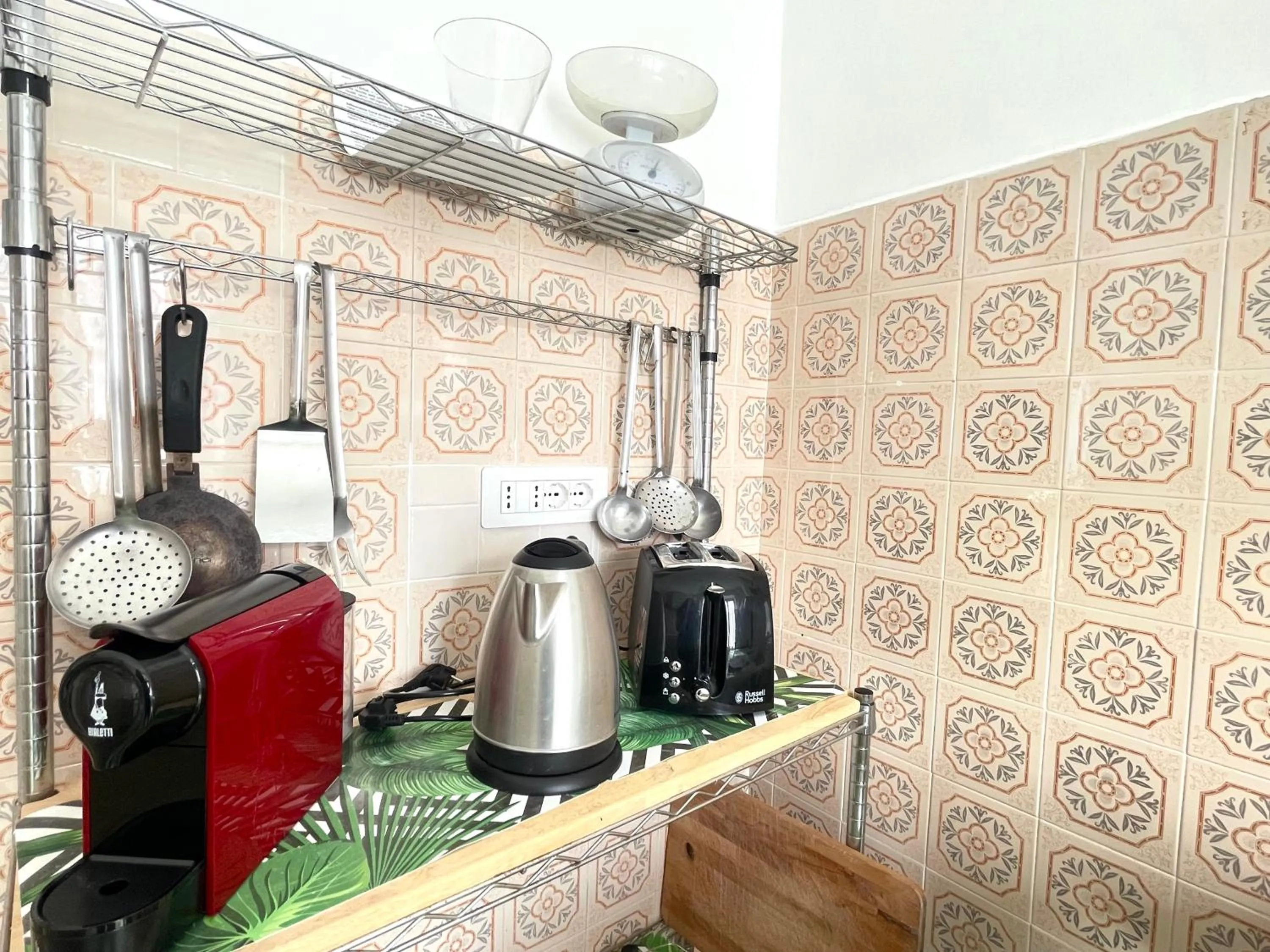 kitchen in DOMUS MARI a due passi dal mare Anzio Cincinnato