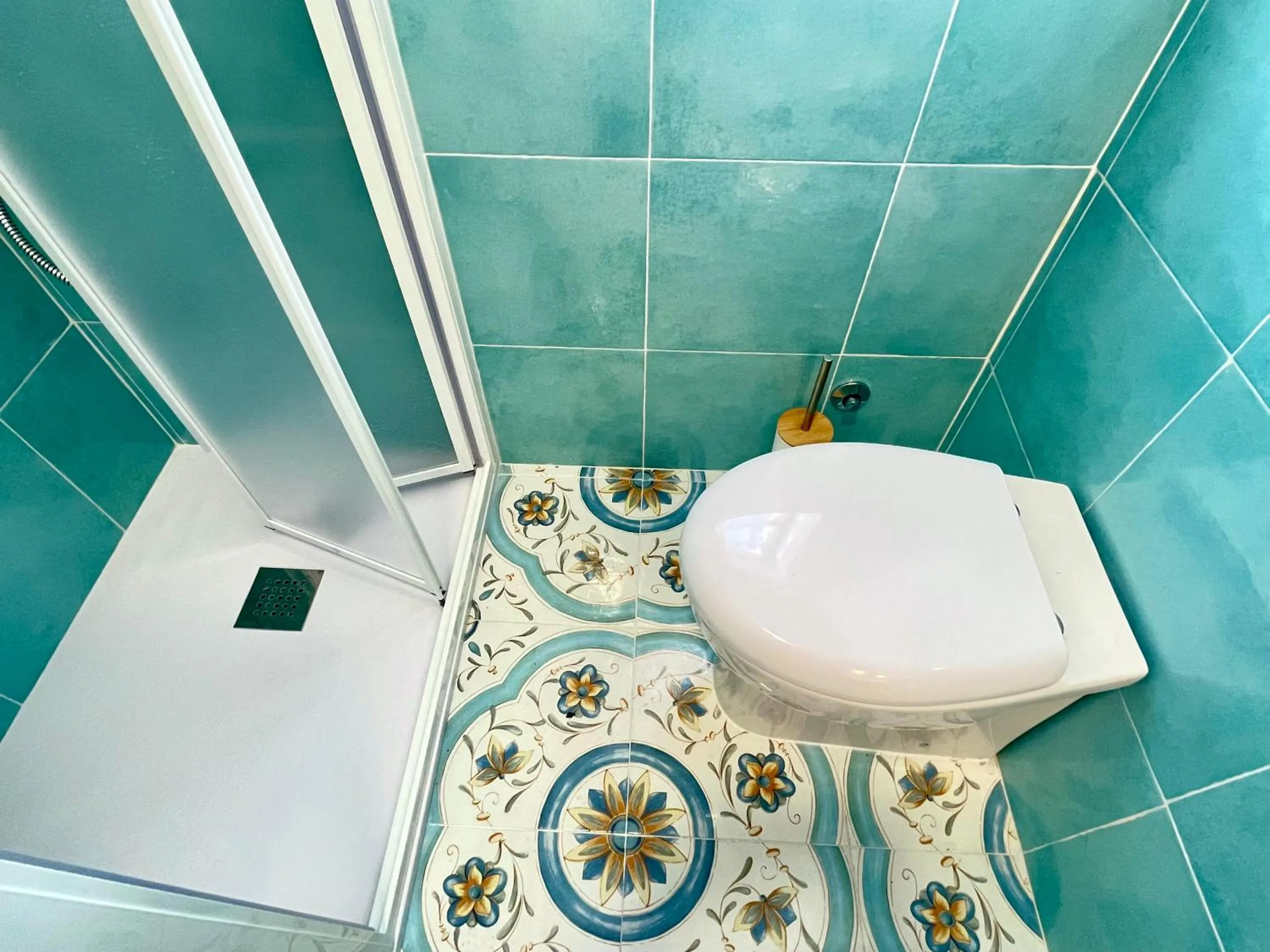 Bathroom in DOMUS MARI a due passi dal mare Anzio Cincinnato