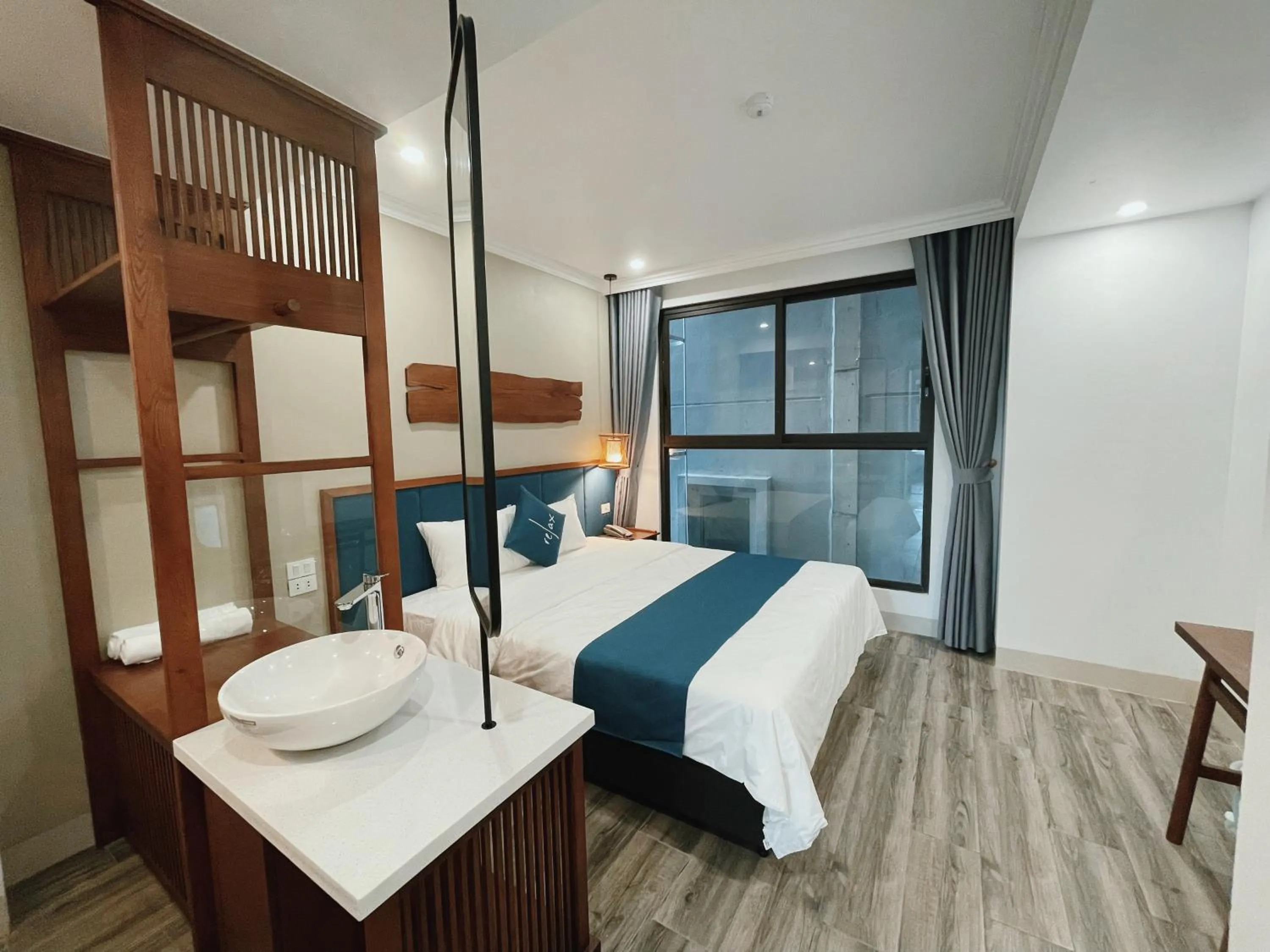 Photo of the whole room, Bed in The Light Hotel