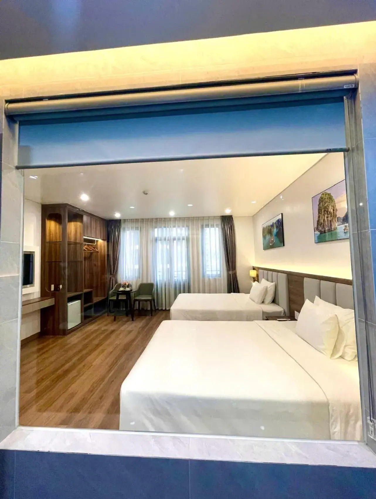 Deluxe Family Room with Balcony - Park View and City View in Central Halong Hotel Deluxe Family Room with Balcony - Park View and City View in Central Halong Hotel