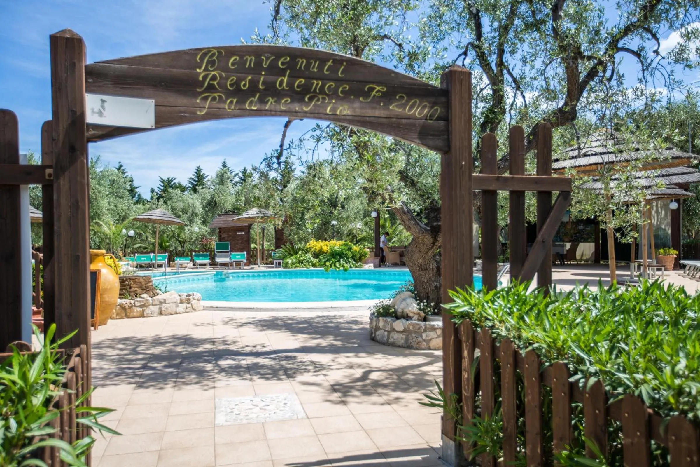 Swimming pool in Tenuta Padre Pio