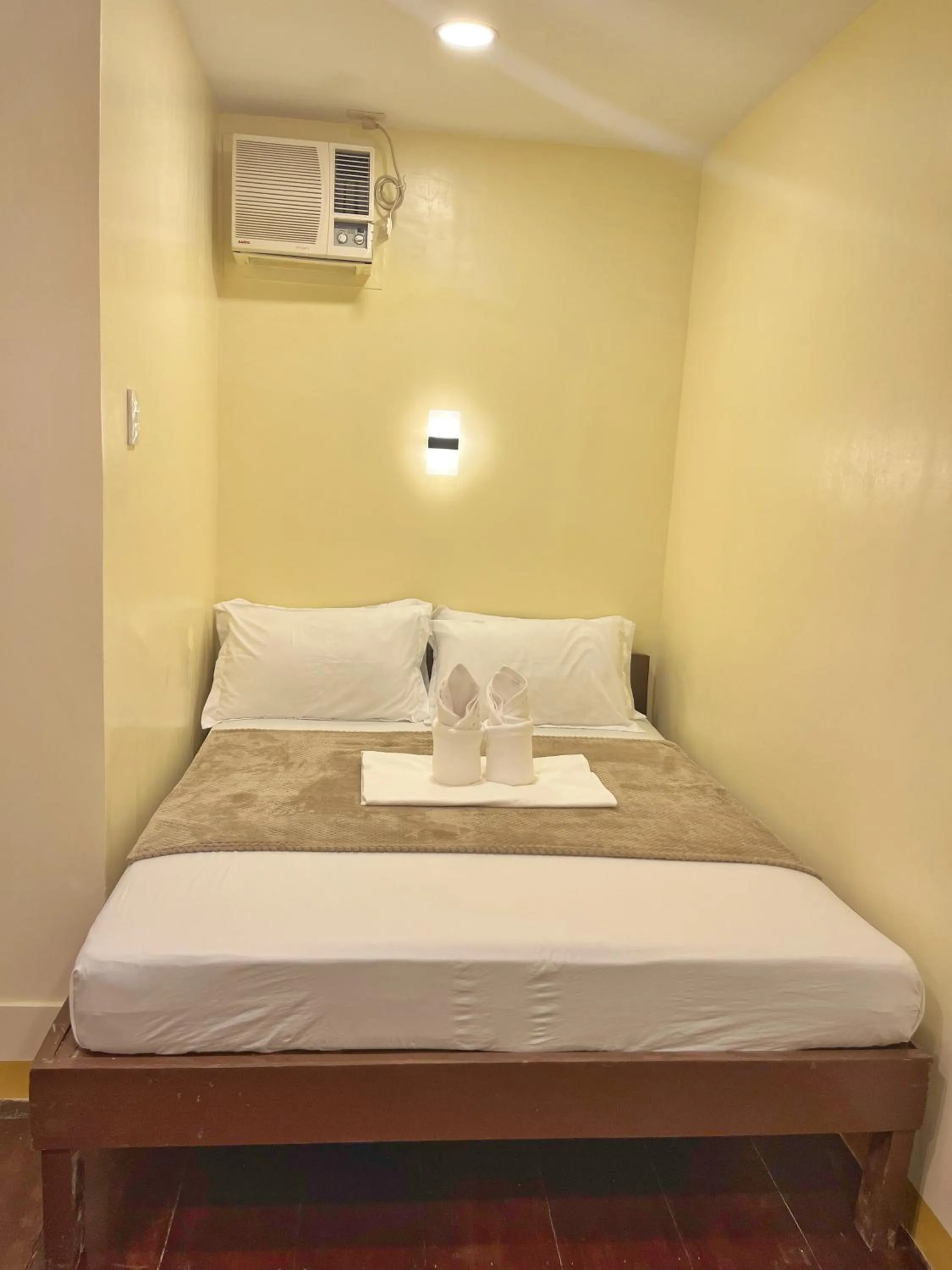 Bed in Zuric Pension House
