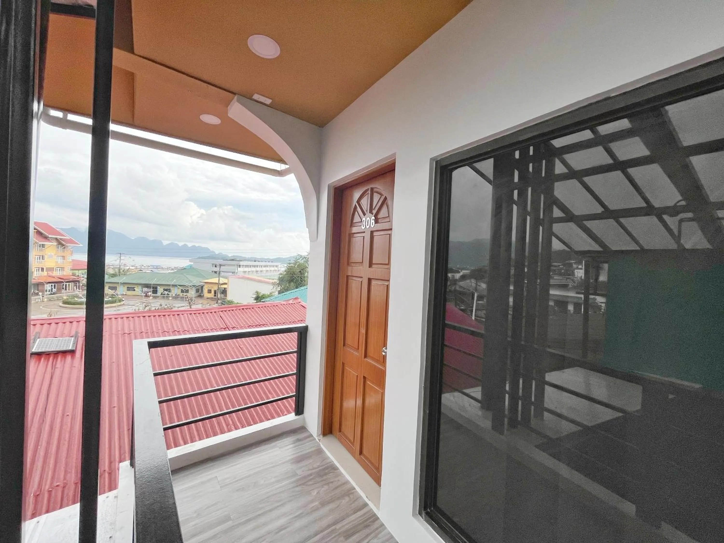 Balcony/Terrace in Zuric Pension House
