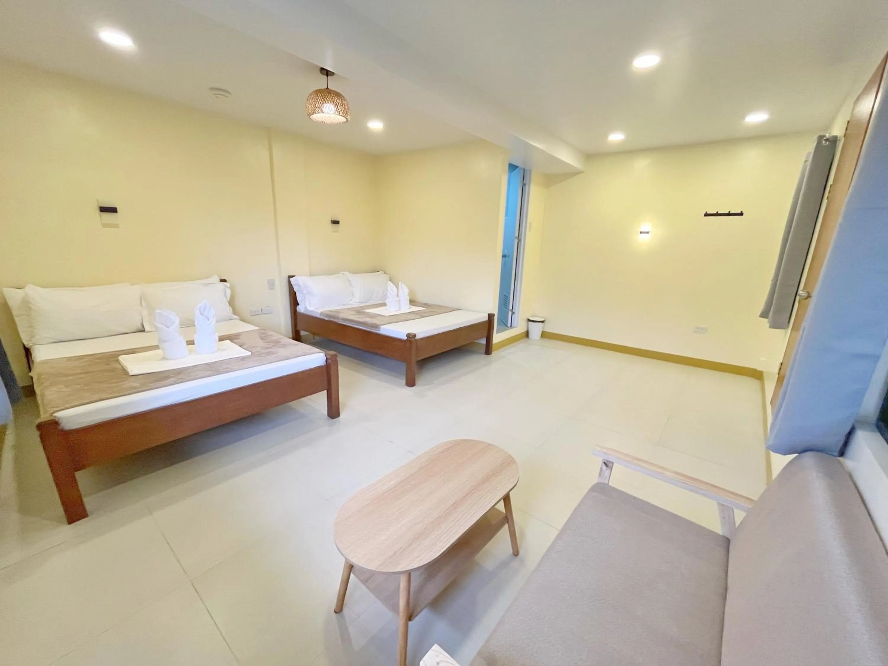 Bed in Zuric Pension House