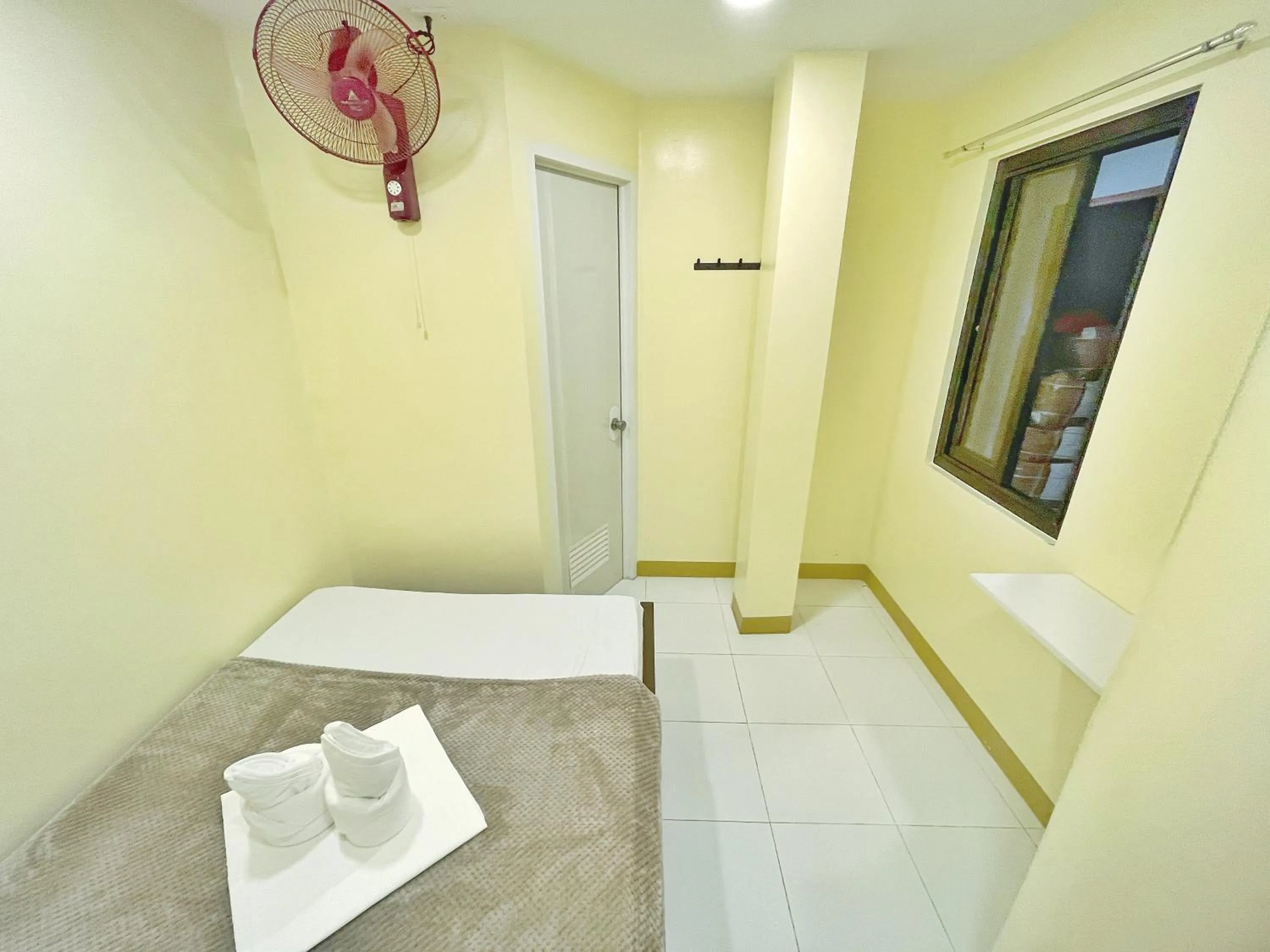 Bed in Zuric Pension House