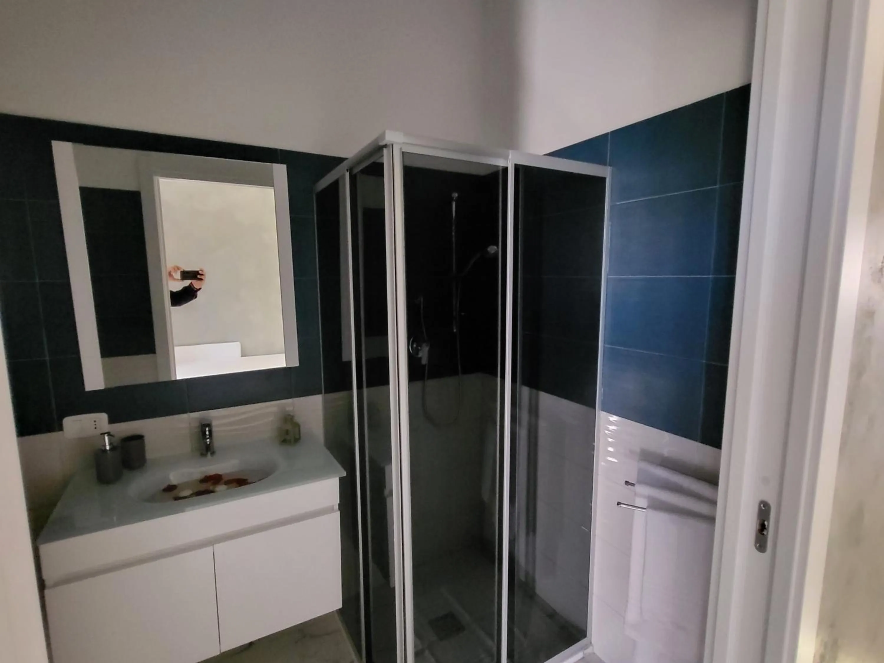 Shower in B&B Luxury Room & SPA