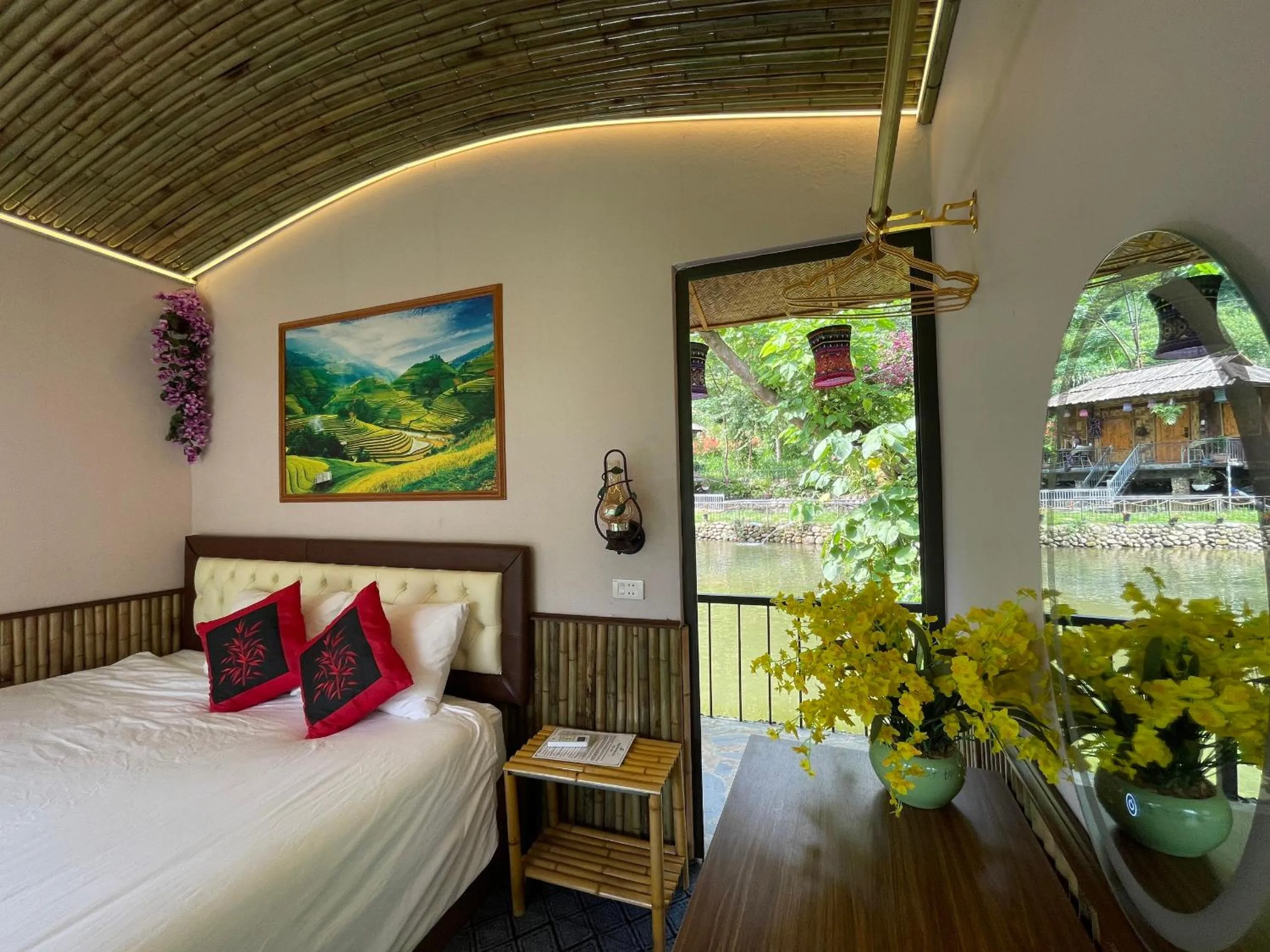 Bed in Sapa Bamboo Eco