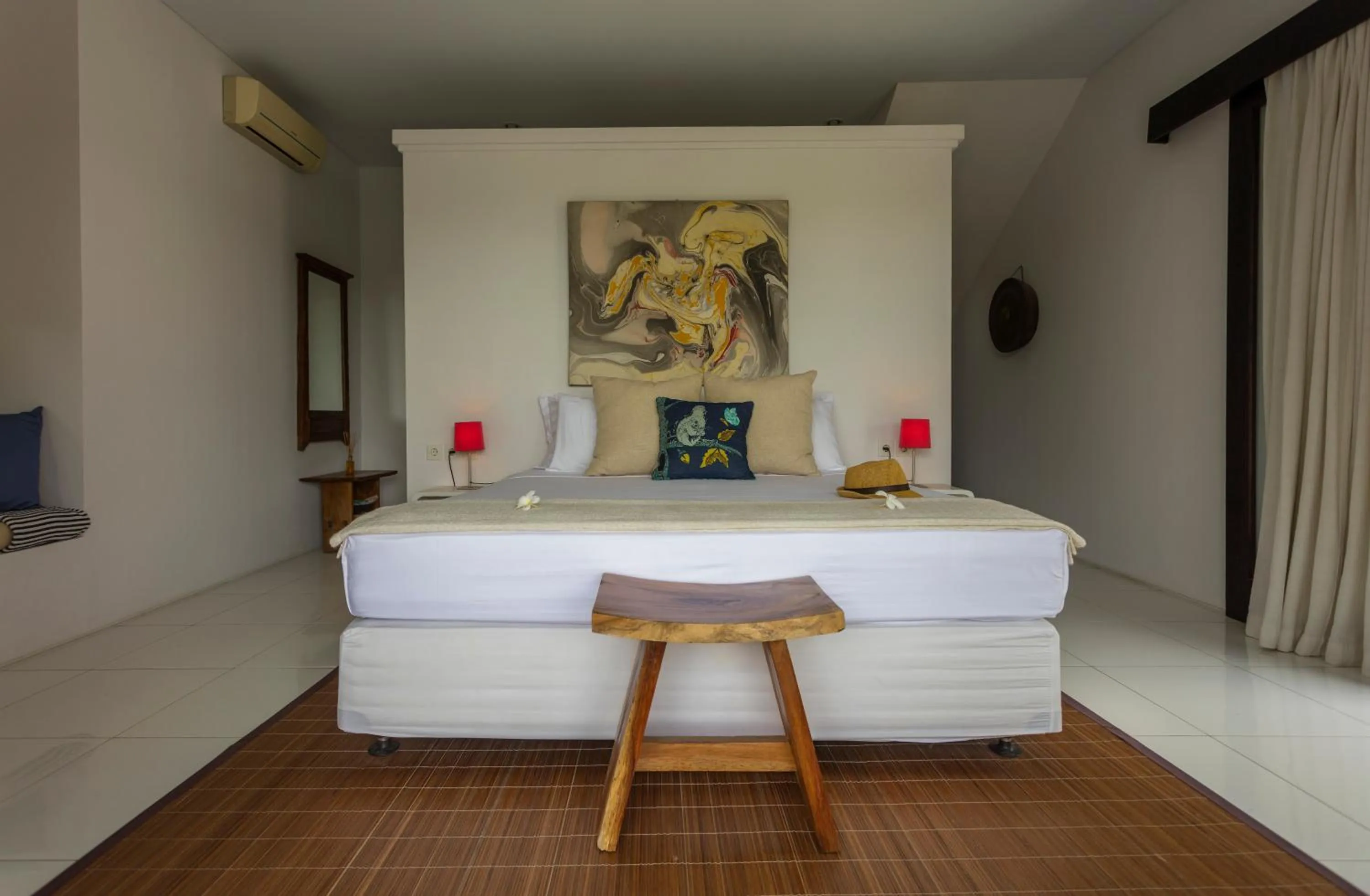 Bed in Lumi Villa Uluwatu