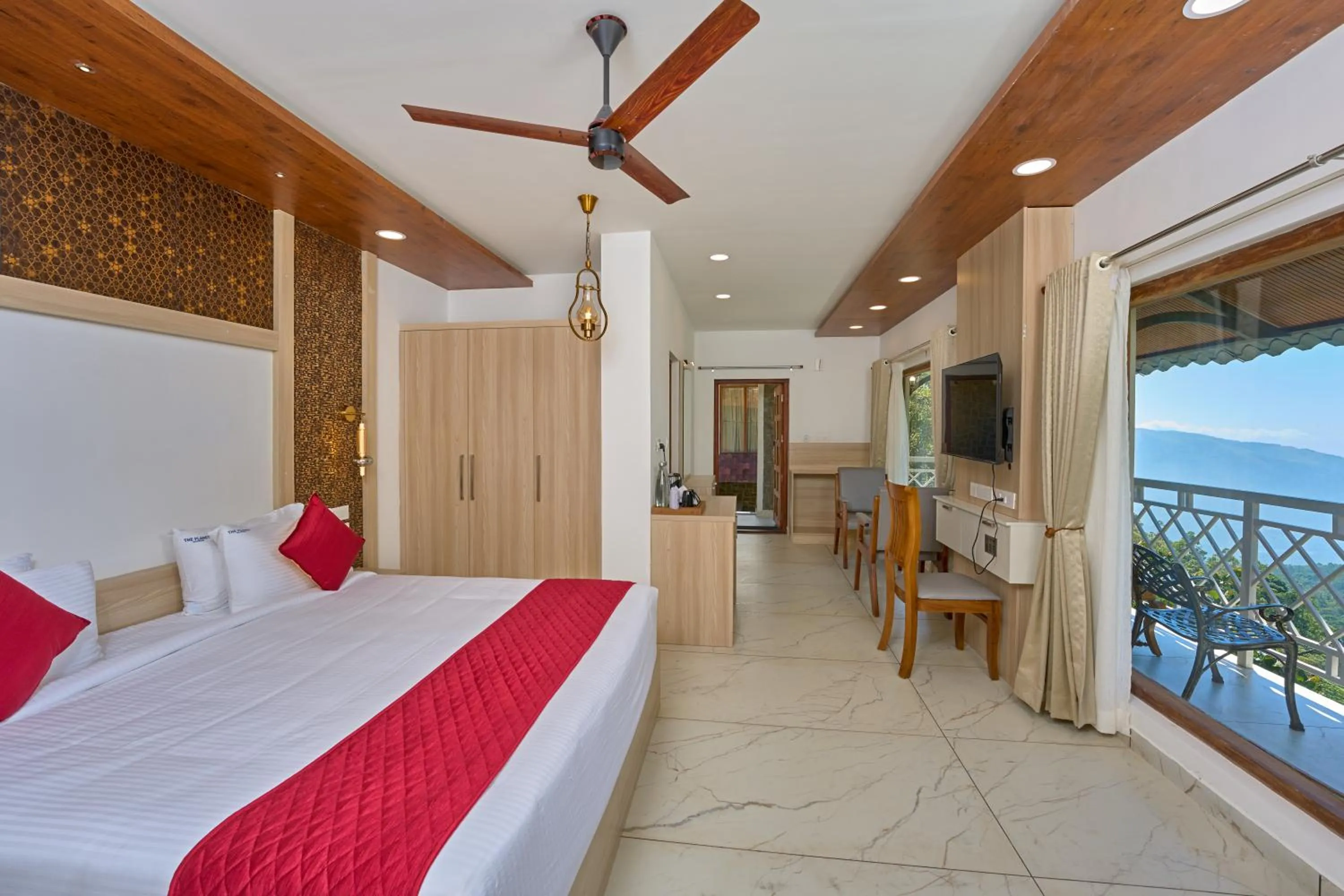 Bed in The Planet Munnar