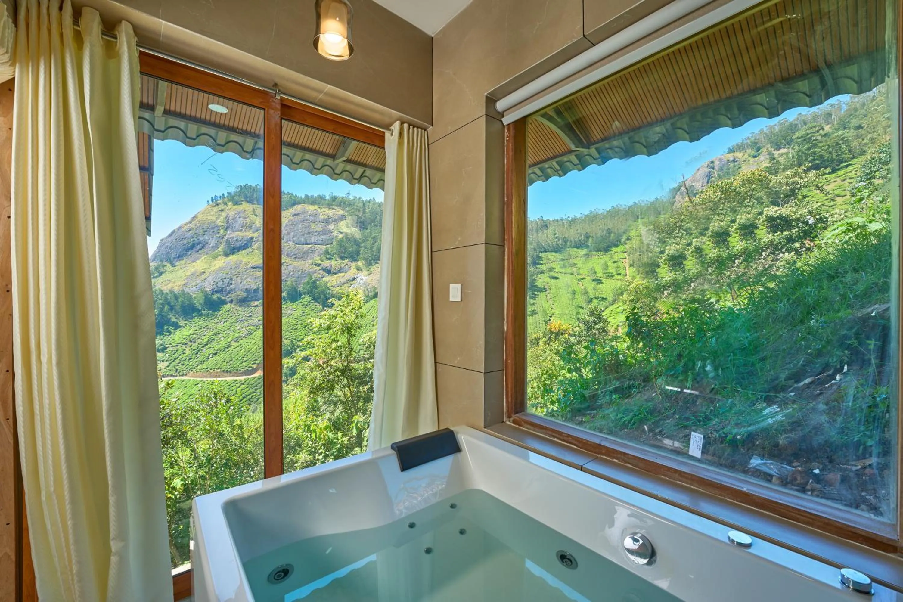 Bathroom in The Planet Munnar