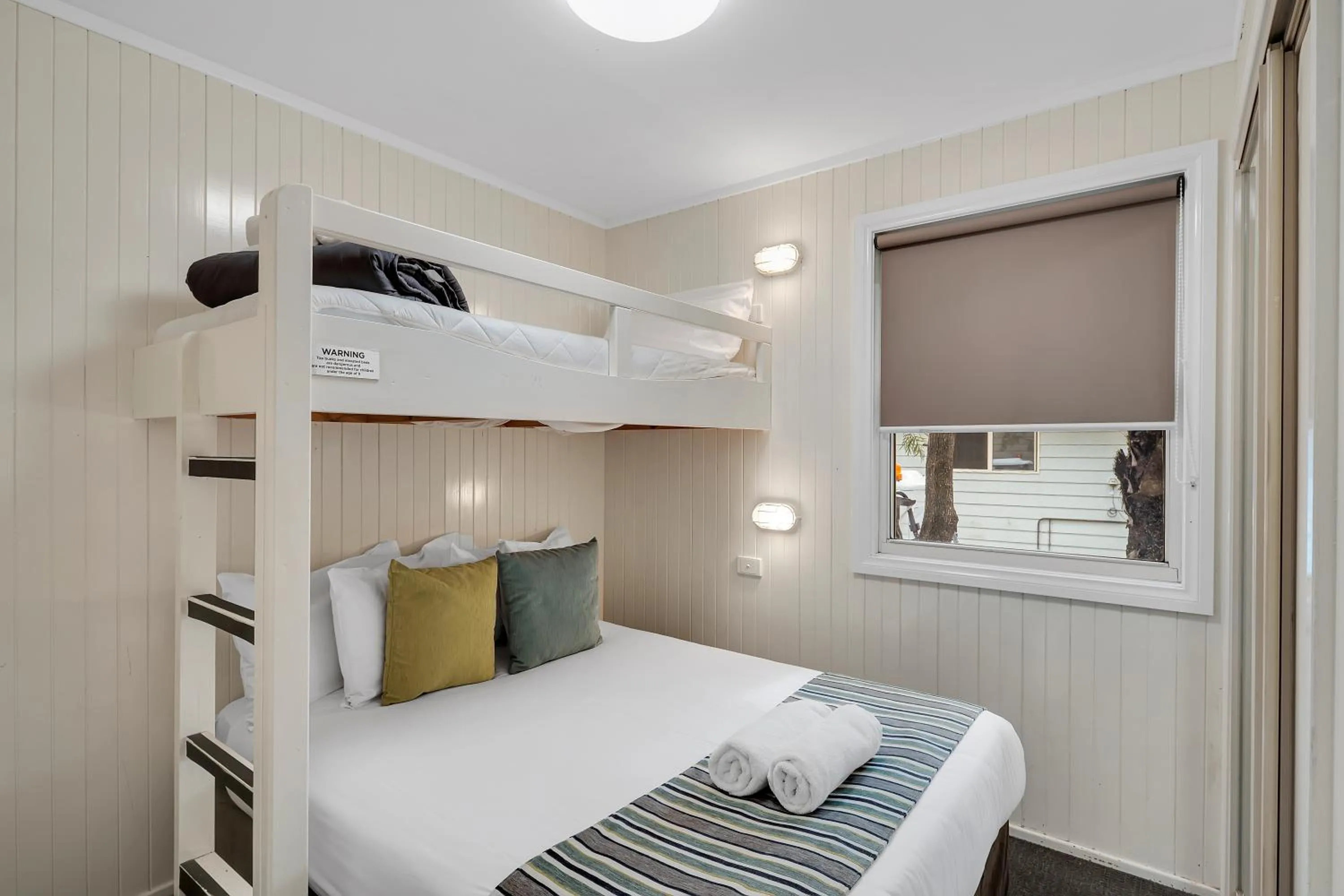 bunk bed, Bed in Ingenia Holidays One Mile Beach