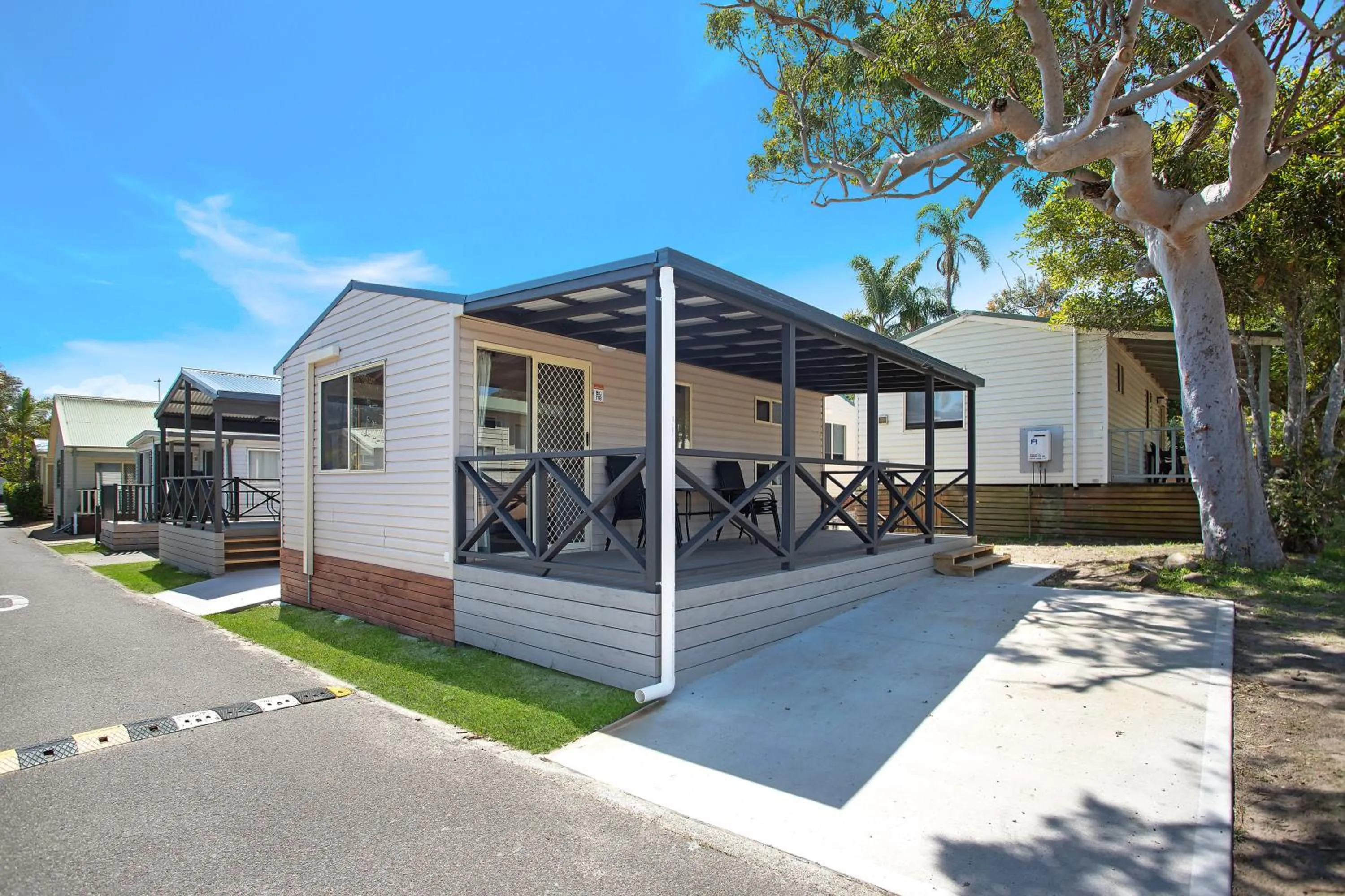 Facade/entrance in Ingenia Holidays One Mile Beach