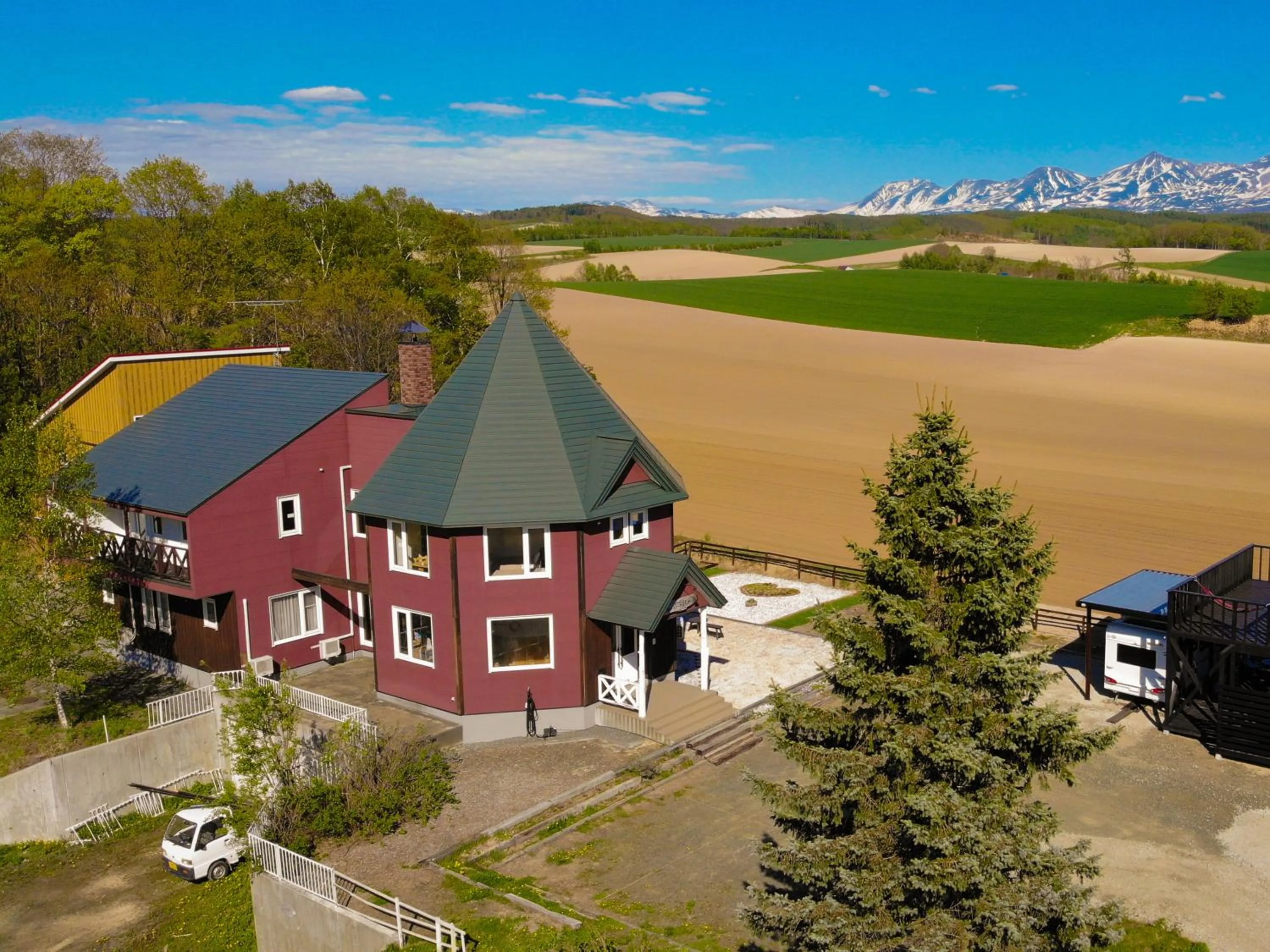 Facade/entrance in Pension Landscape Furano