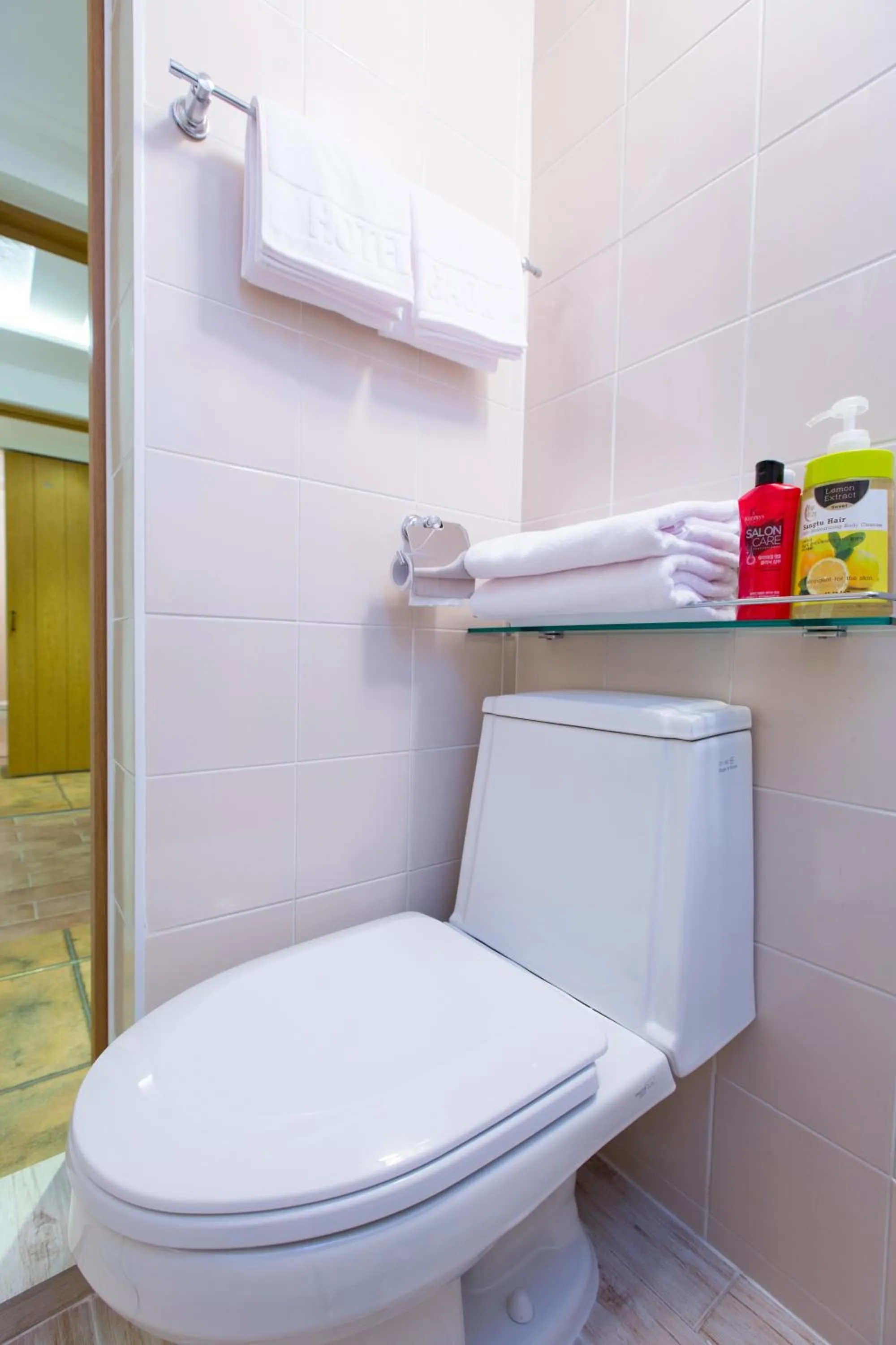 Toilet in Hotel Gaon Seoul Dongdaemun