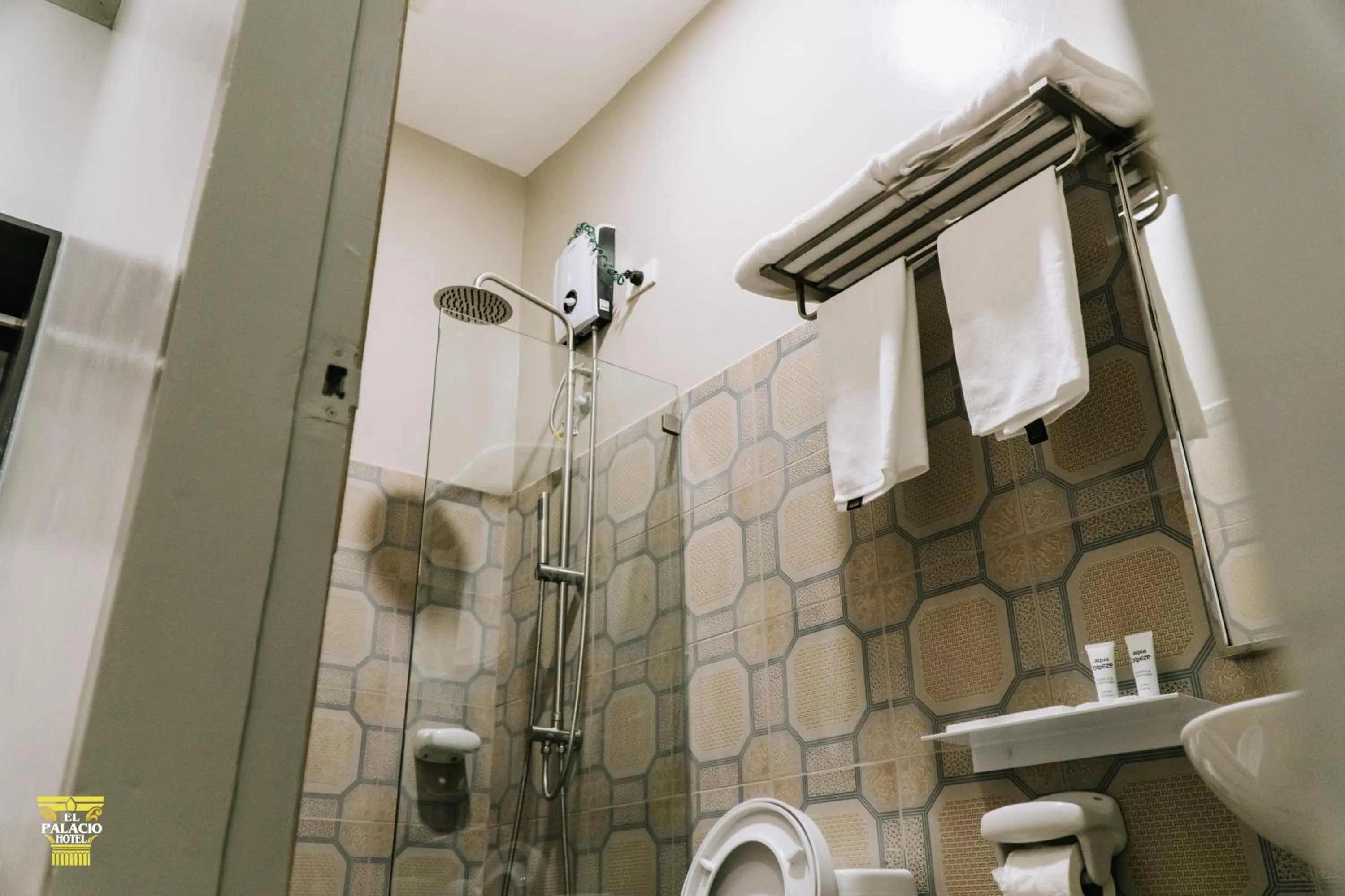 Bathroom in El Palacio Hotel & Resort