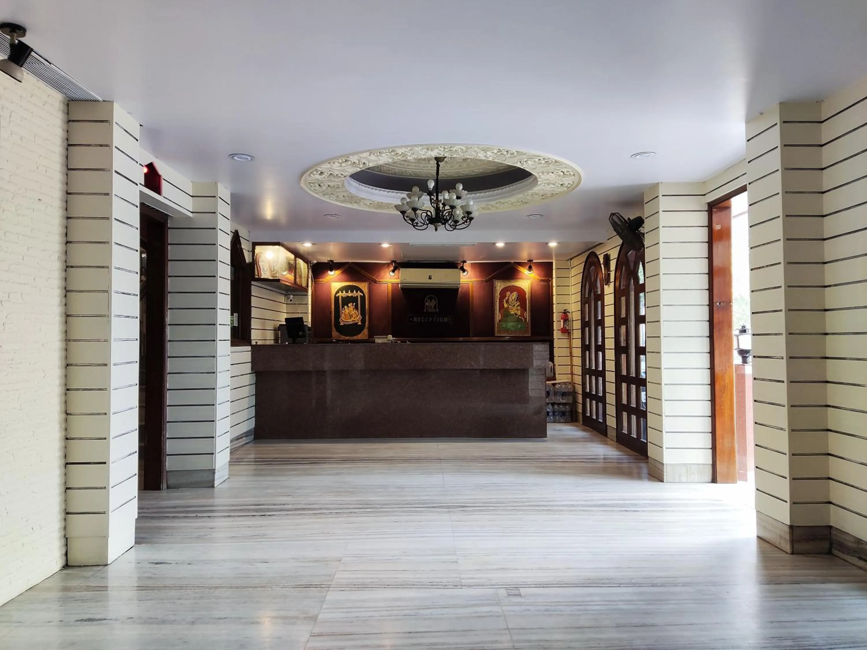 On-site shops in KANCHAN DEEP