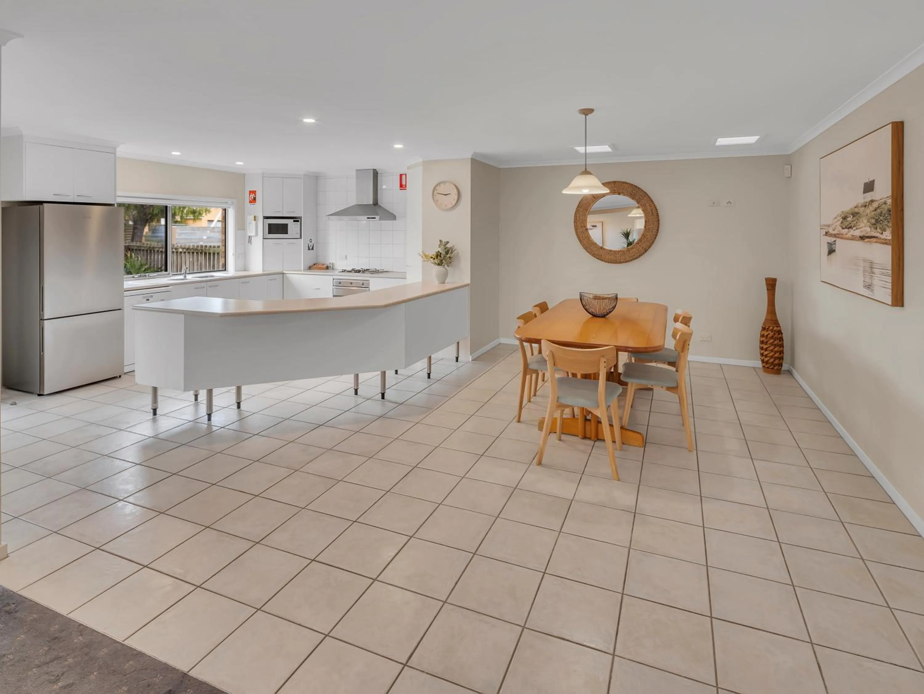 Kitchen or kitchenette in BIG4 Ingenia Holidays Queenscliff Beacon