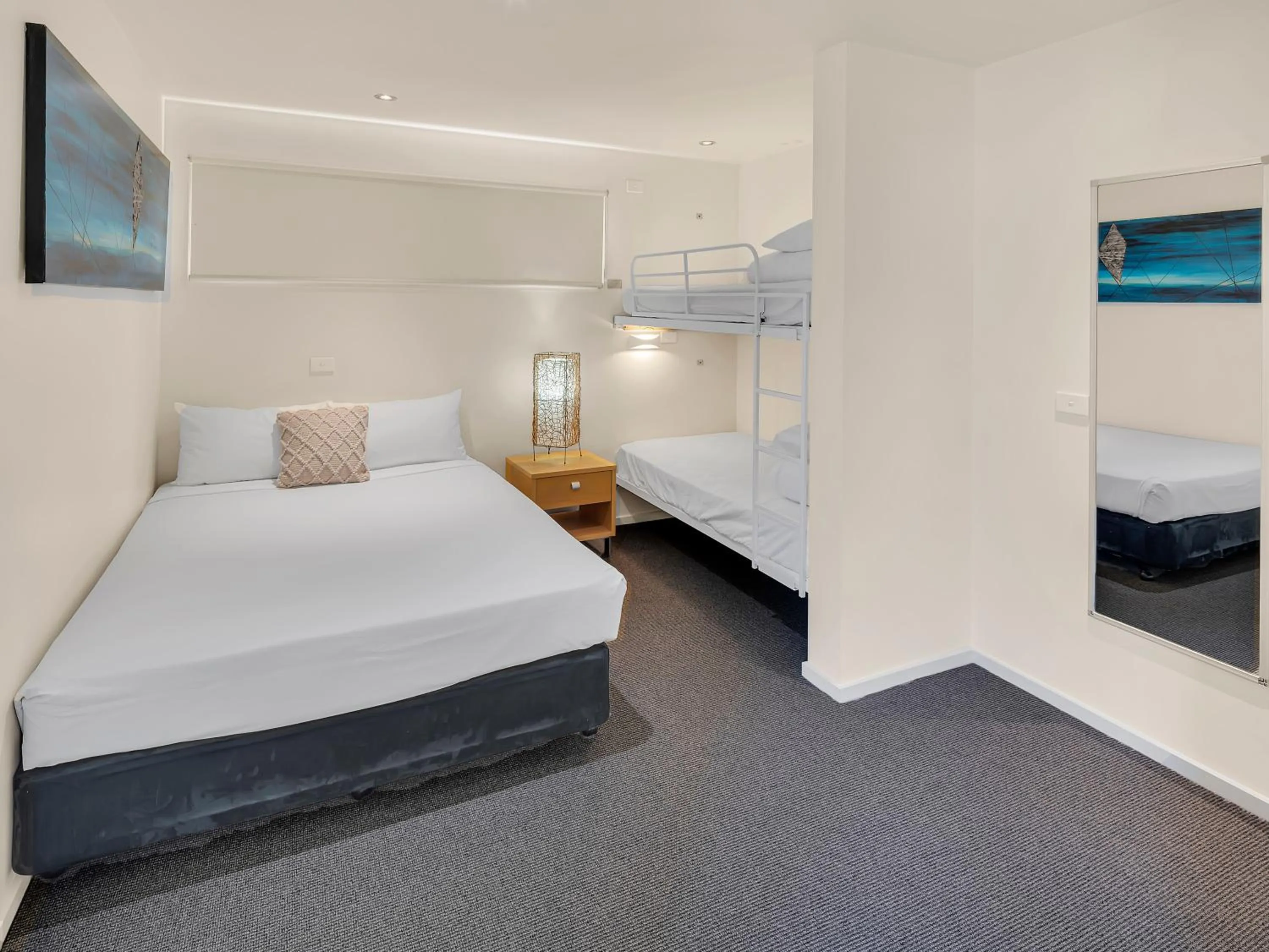 Bed in BIG4 Ingenia Holidays Queenscliff Beacon