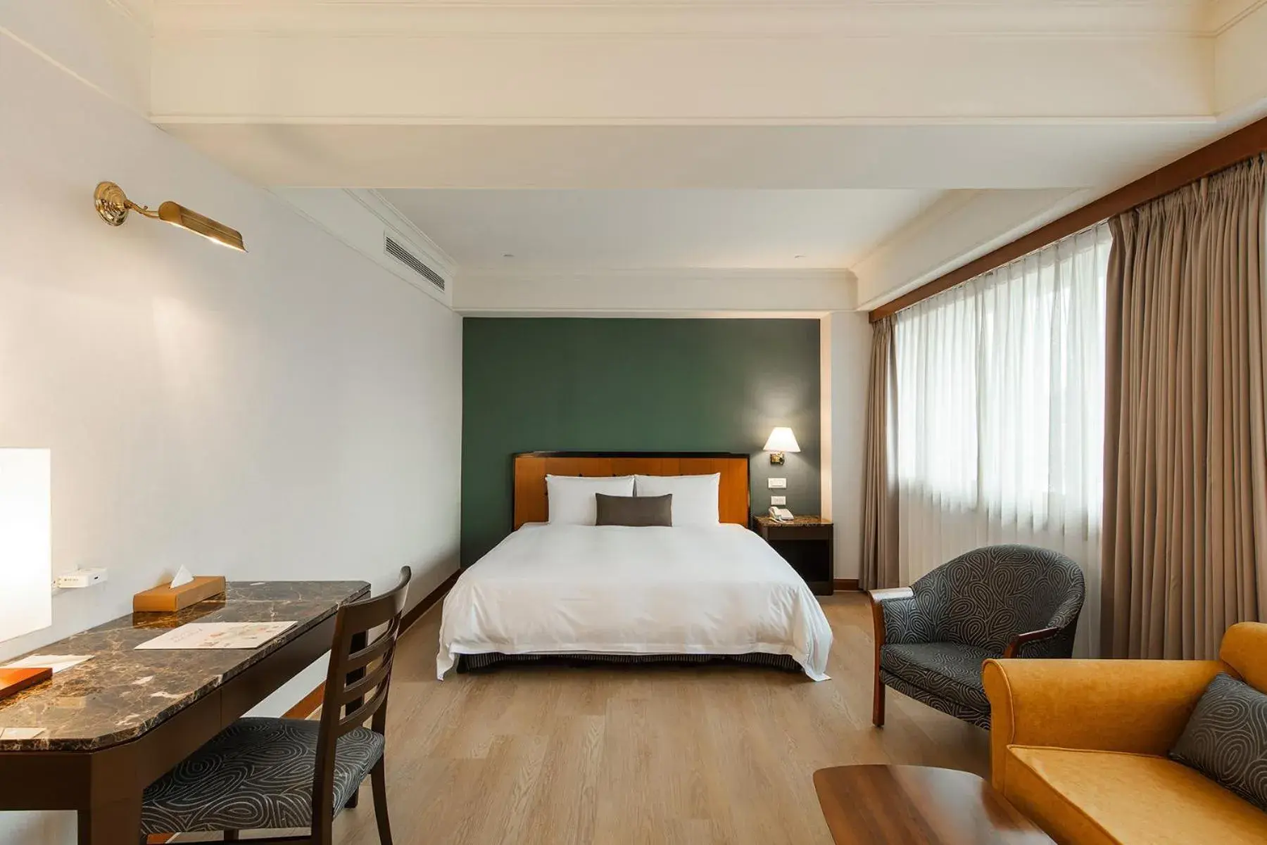 Deluxe Double Room - single occupancy in Hotel National Deluxe Double Room - single occupancy in Hotel National