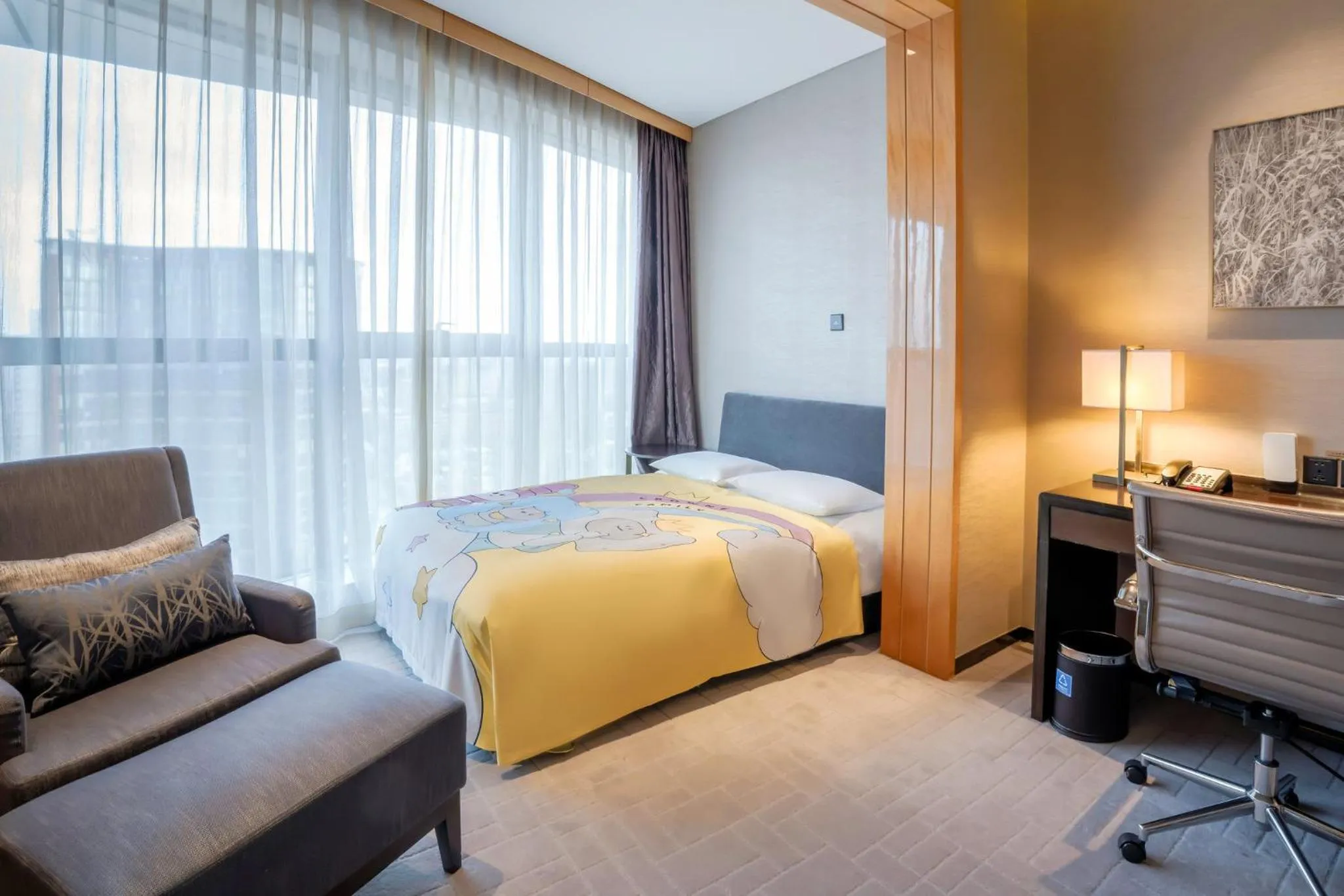 Photo of the whole room, Bed in Crowne Plaza Beijing Lido by IHG