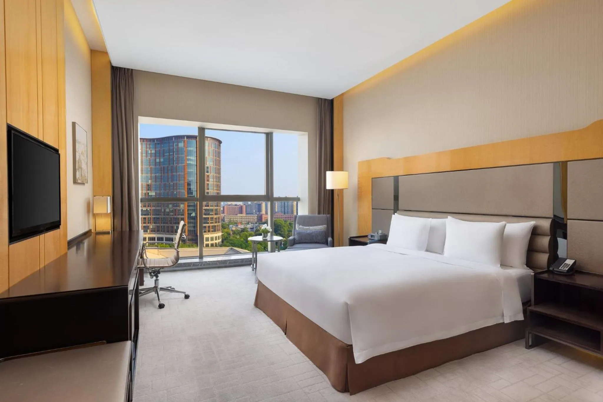 Photo of the whole room, Bed in Crowne Plaza Beijing Lido by IHG