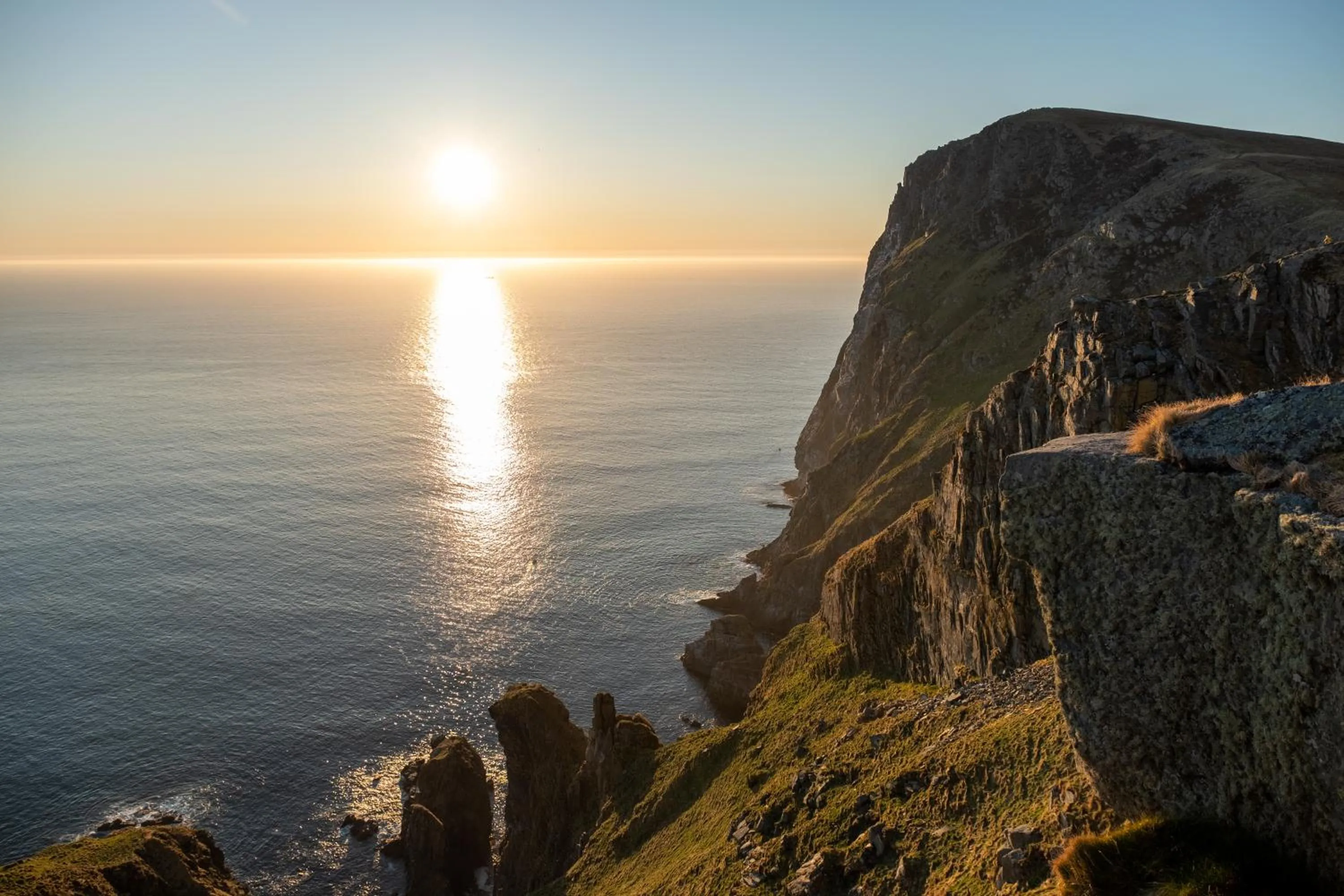 Hiking in Runde Miljøsenter & Opplev Runde