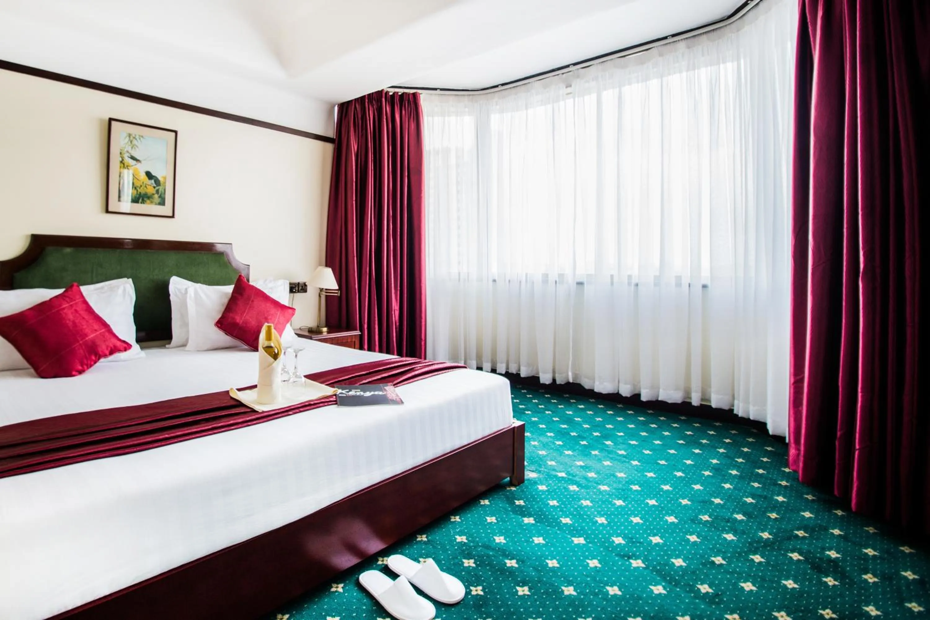 Bed in Nairobi Safari Club by Swiss-Belhotel