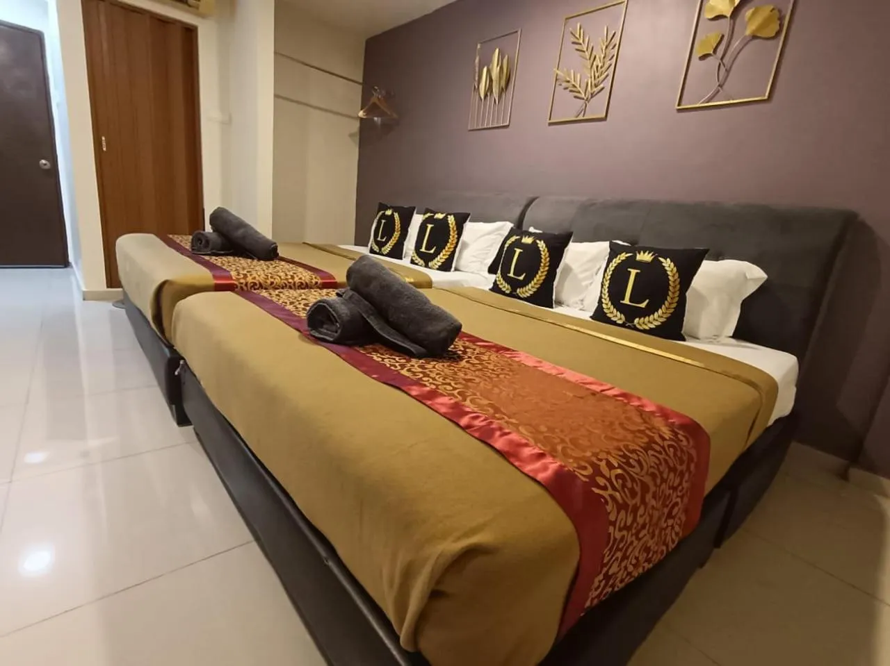 Bed in L Ferringhi Hotel