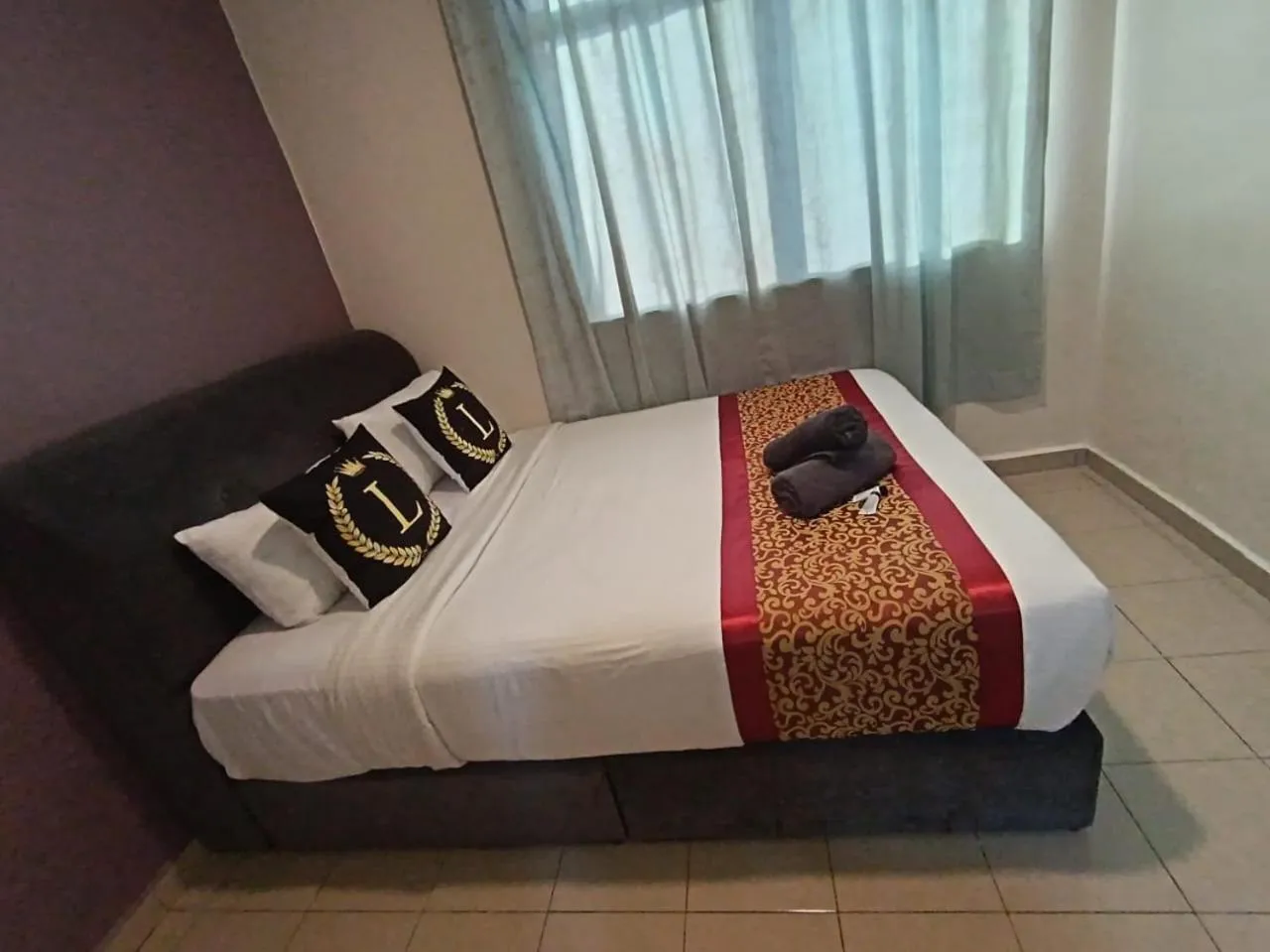 Bed in L Ferringhi Hotel