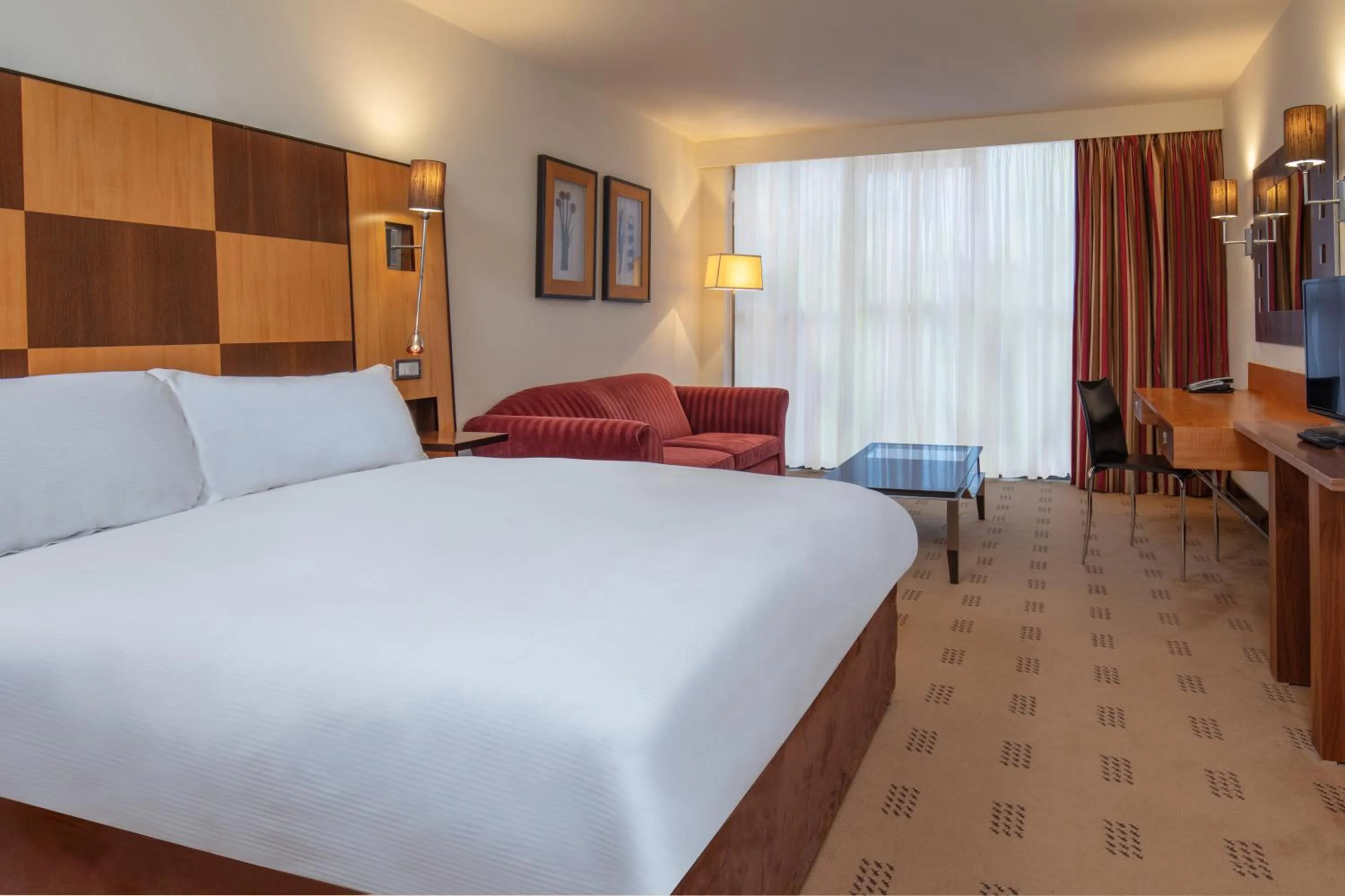 Bed in Crewe Hall Hotel & Spa - Cheshire