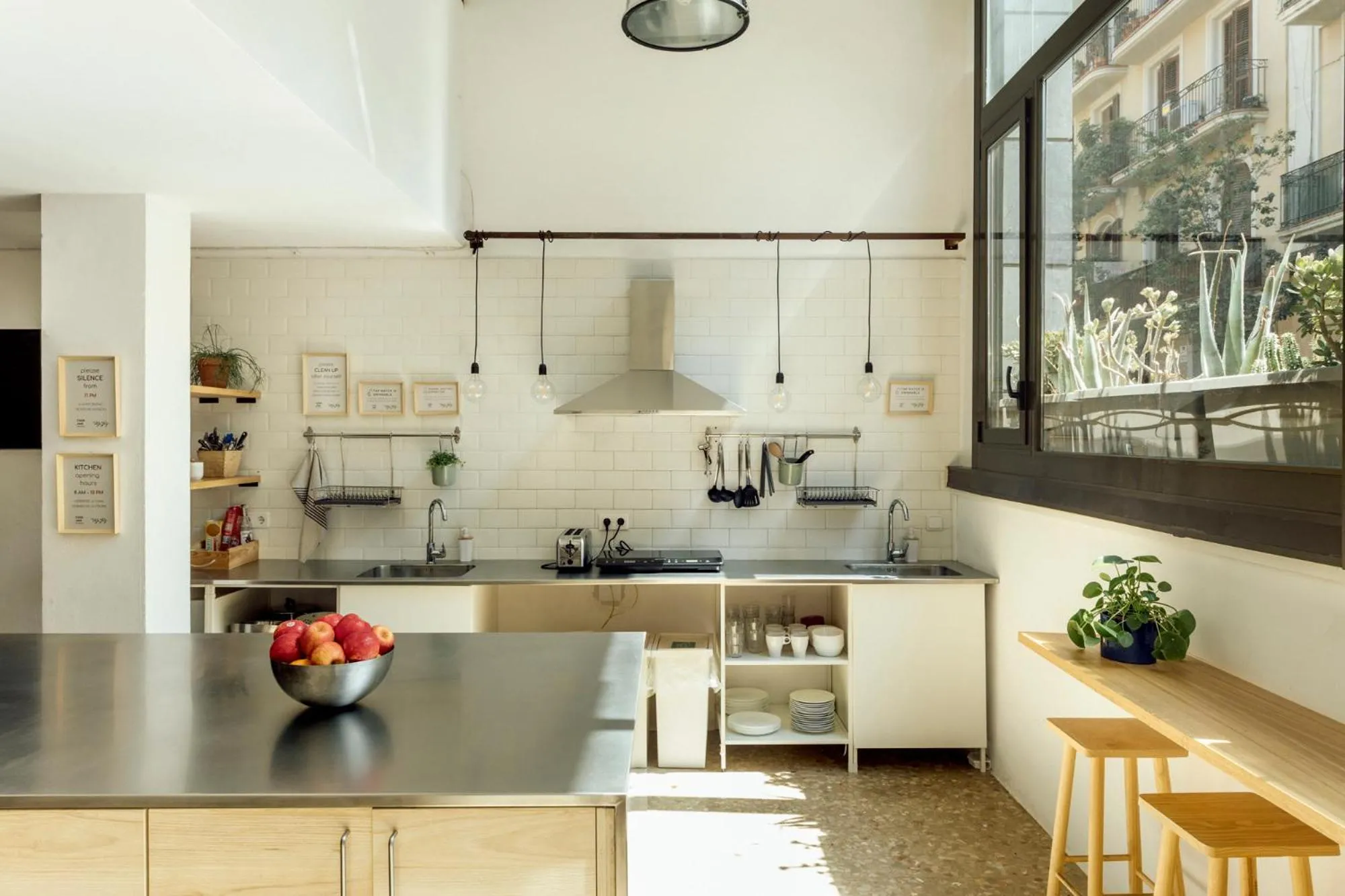 Kitchen or kitchenette in Casa Jam Barcelona