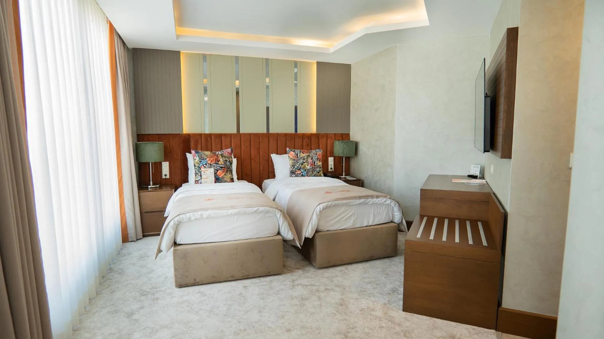 Bed in Motel Heksapolis