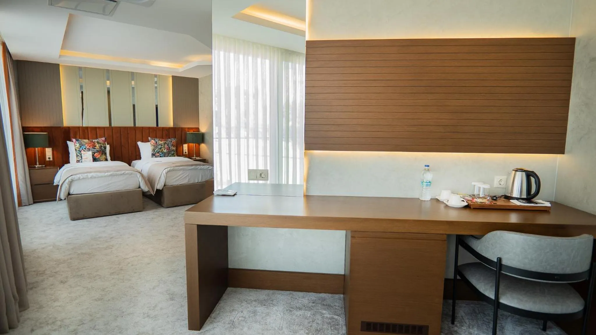 Bed in Motel Heksapolis