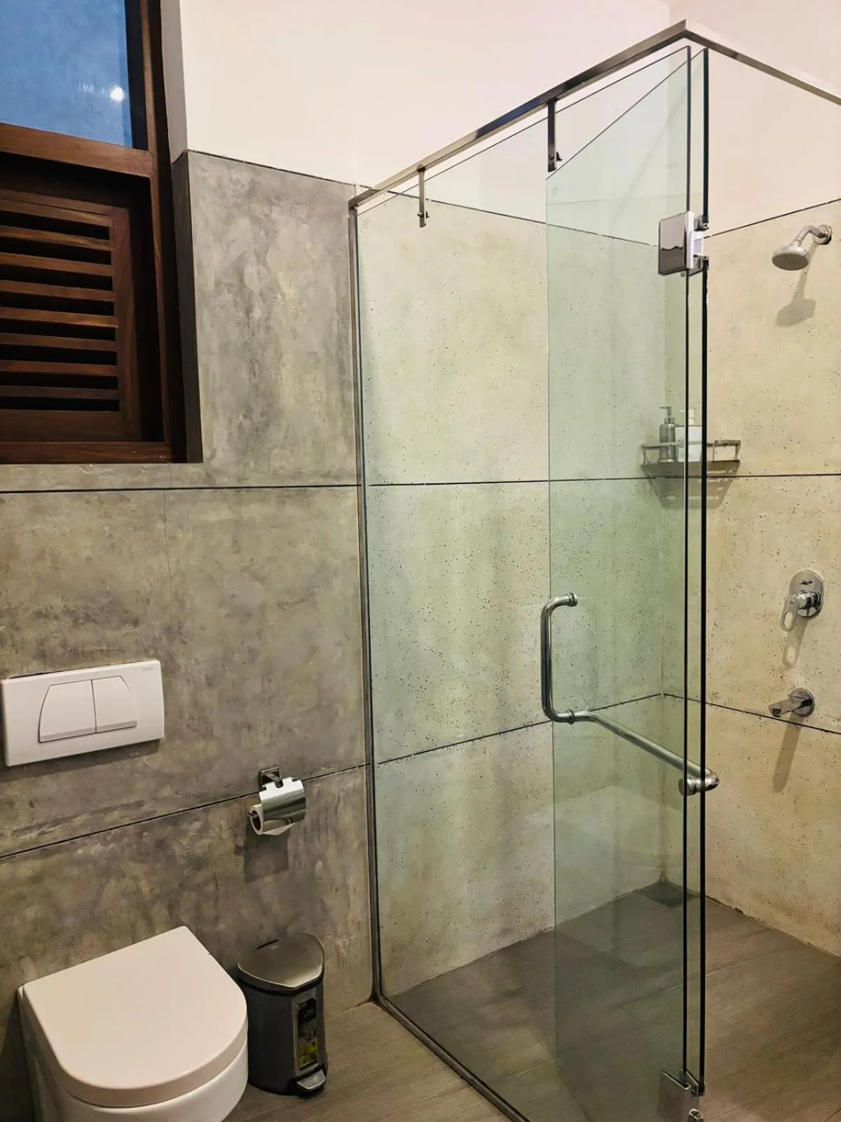 Bathroom in Tartaruga Beach Unawatuna