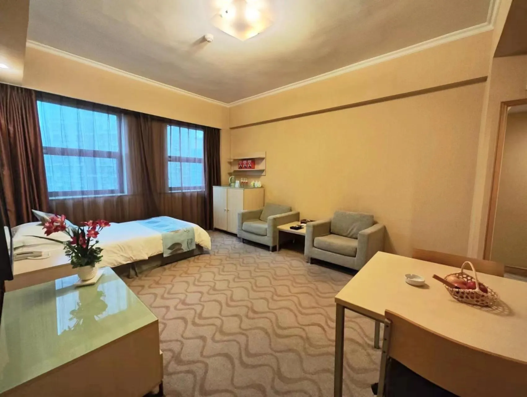 Bed in Chongqing Milky Way Hotel